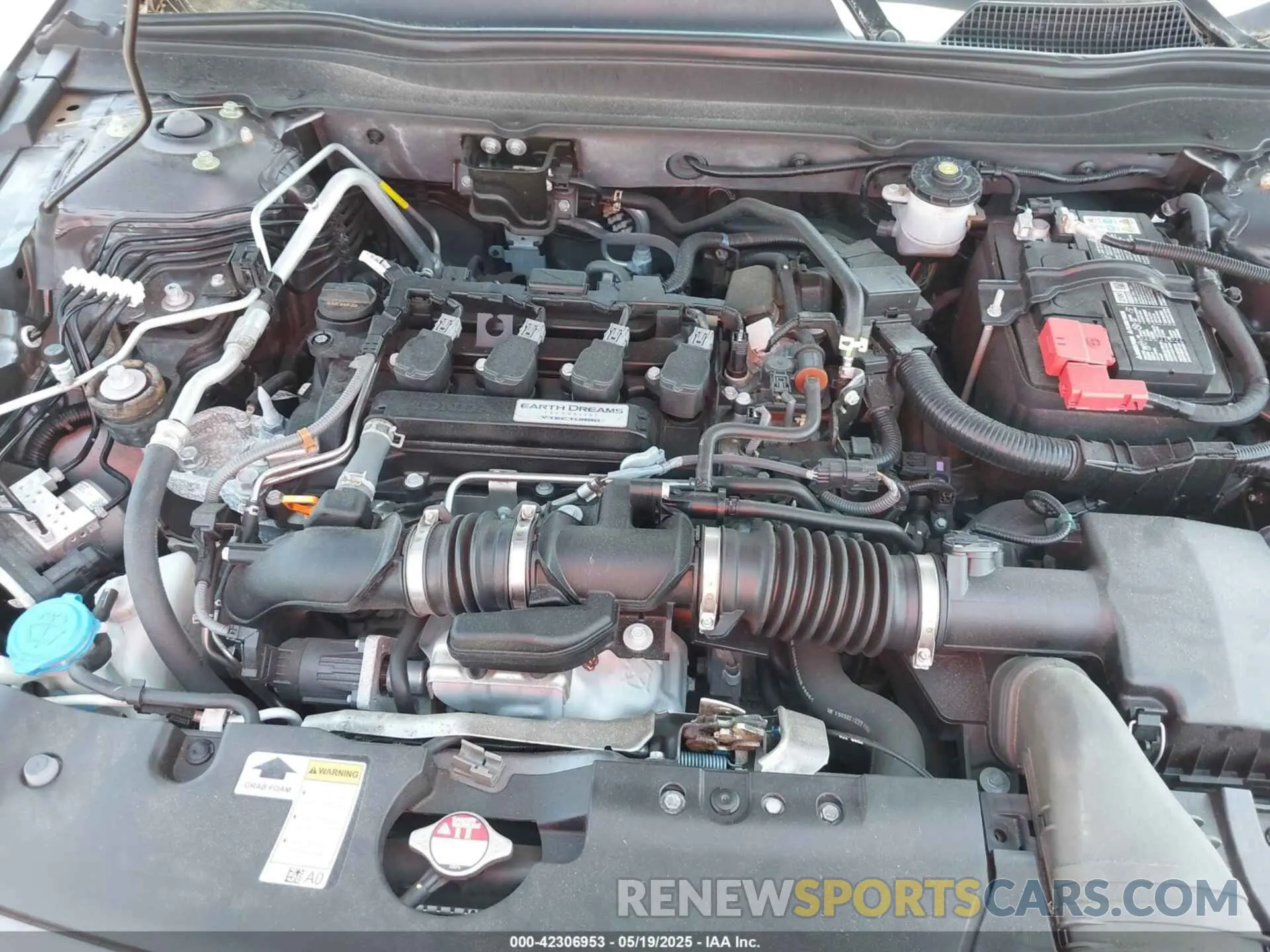 10 Photograph of a damaged car 1HGCV1F17KA161612 HONDA ACCORD 2019