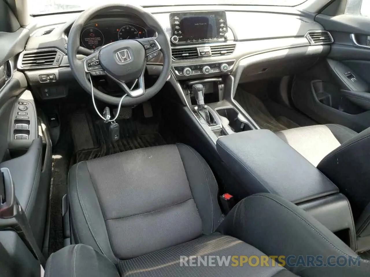 8 Photograph of a damaged car 1HGCV1F18KA026333 HONDA ACCORD 2019