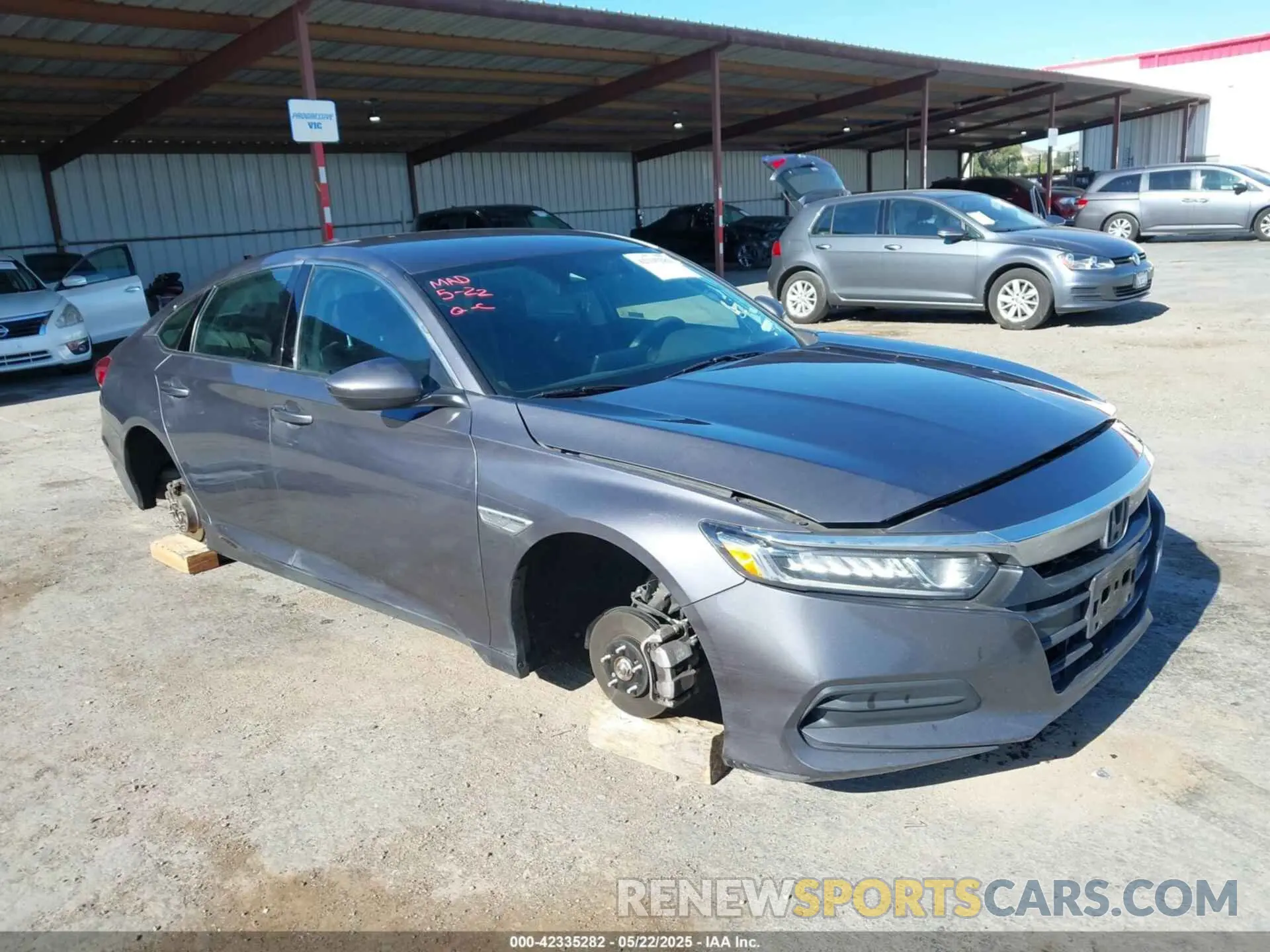 1 Photograph of a damaged car 1HGCV1F18KA043679 HONDA ACCORD 2019