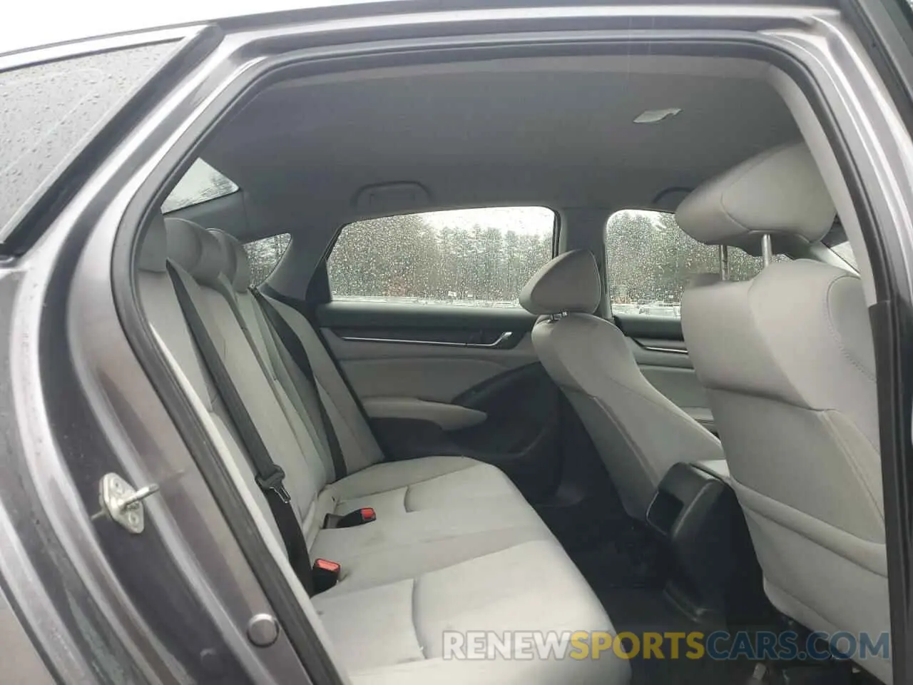 10 Photograph of a damaged car 1HGCV1F18KA078061 HONDA ACCORD 2019