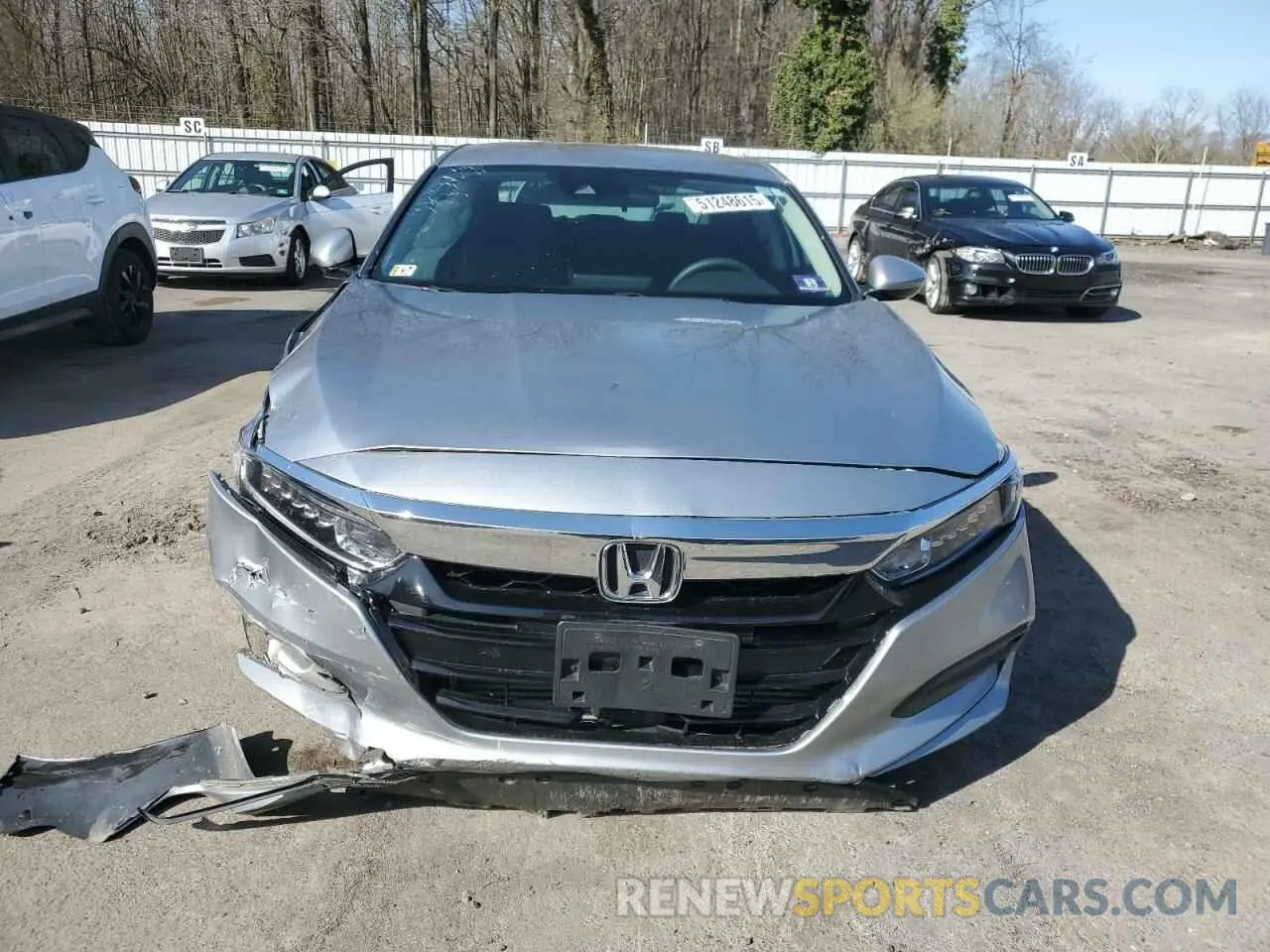 5 Photograph of a damaged car 1HGCV1F18KA088721 HONDA ACCORD 2019