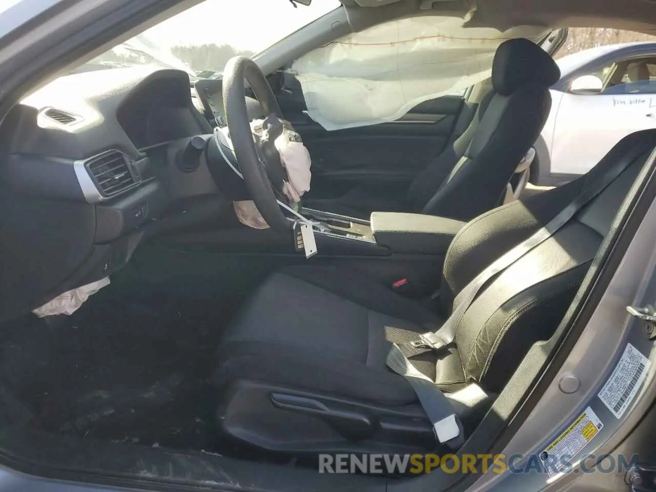 7 Photograph of a damaged car 1HGCV1F18KA088721 HONDA ACCORD 2019