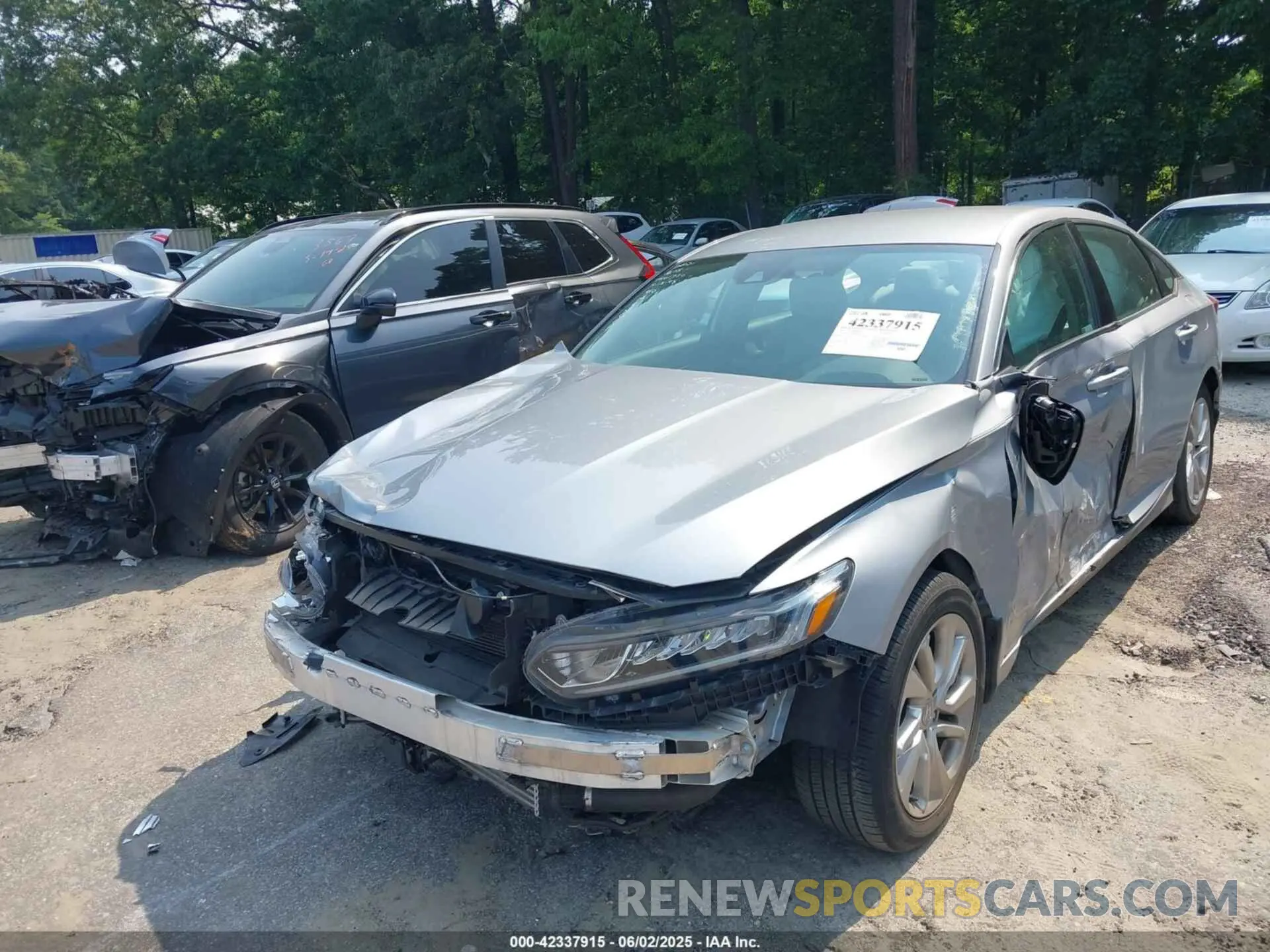 2 Photograph of a damaged car 1HGCV1F18KA119675 HONDA ACCORD 2019