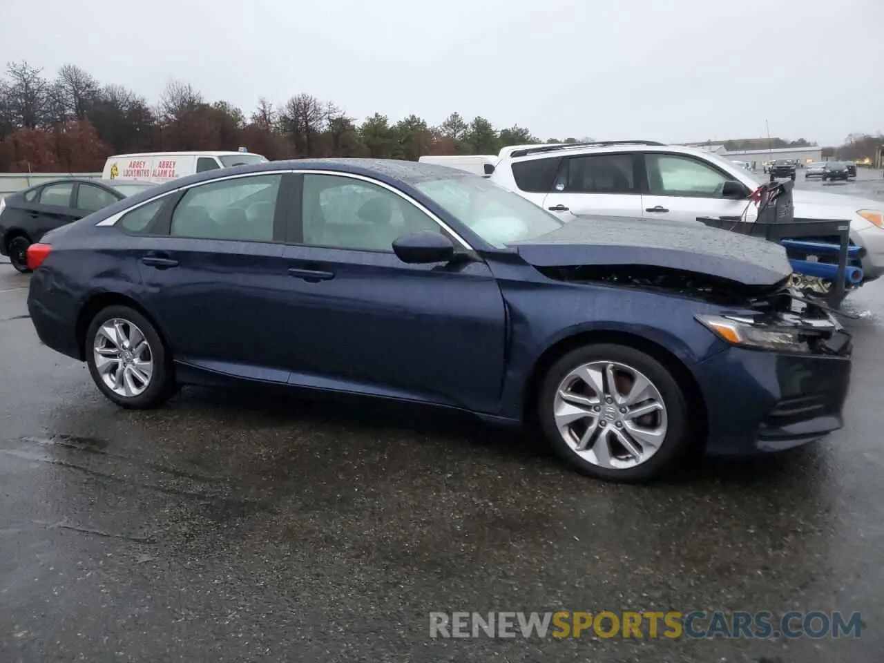 4 Photograph of a damaged car 1HGCV1F18KA133592 HONDA ACCORD 2019