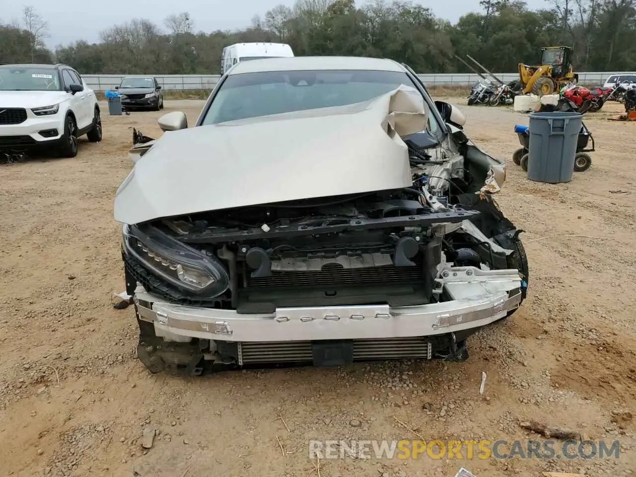 5 Photograph of a damaged car 1HGCV1F18KA139442 HONDA ACCORD 2019