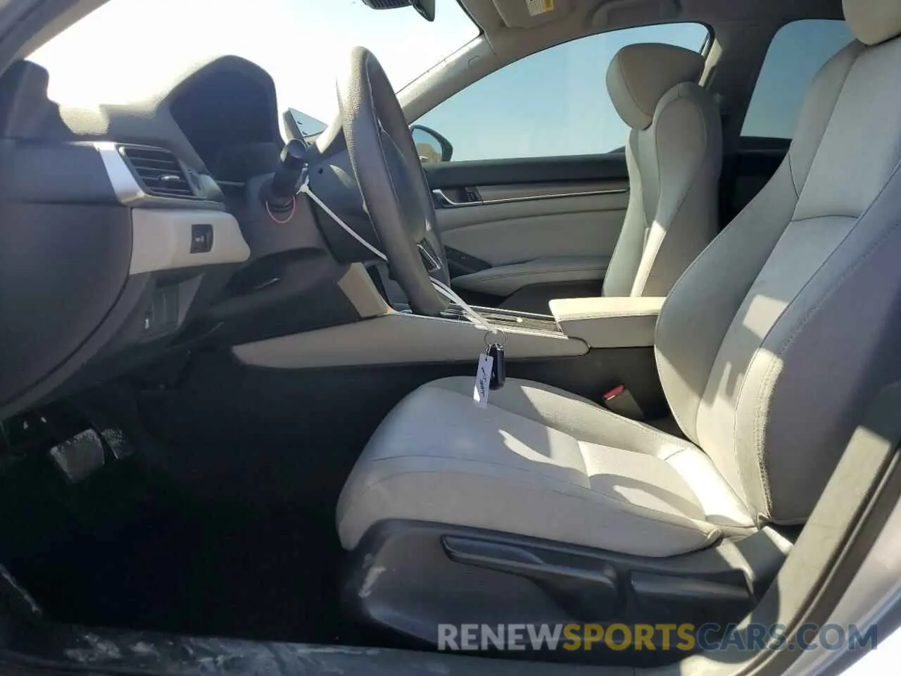 7 Photograph of a damaged car 1HGCV1F18KA146200 HONDA ACCORD 2019