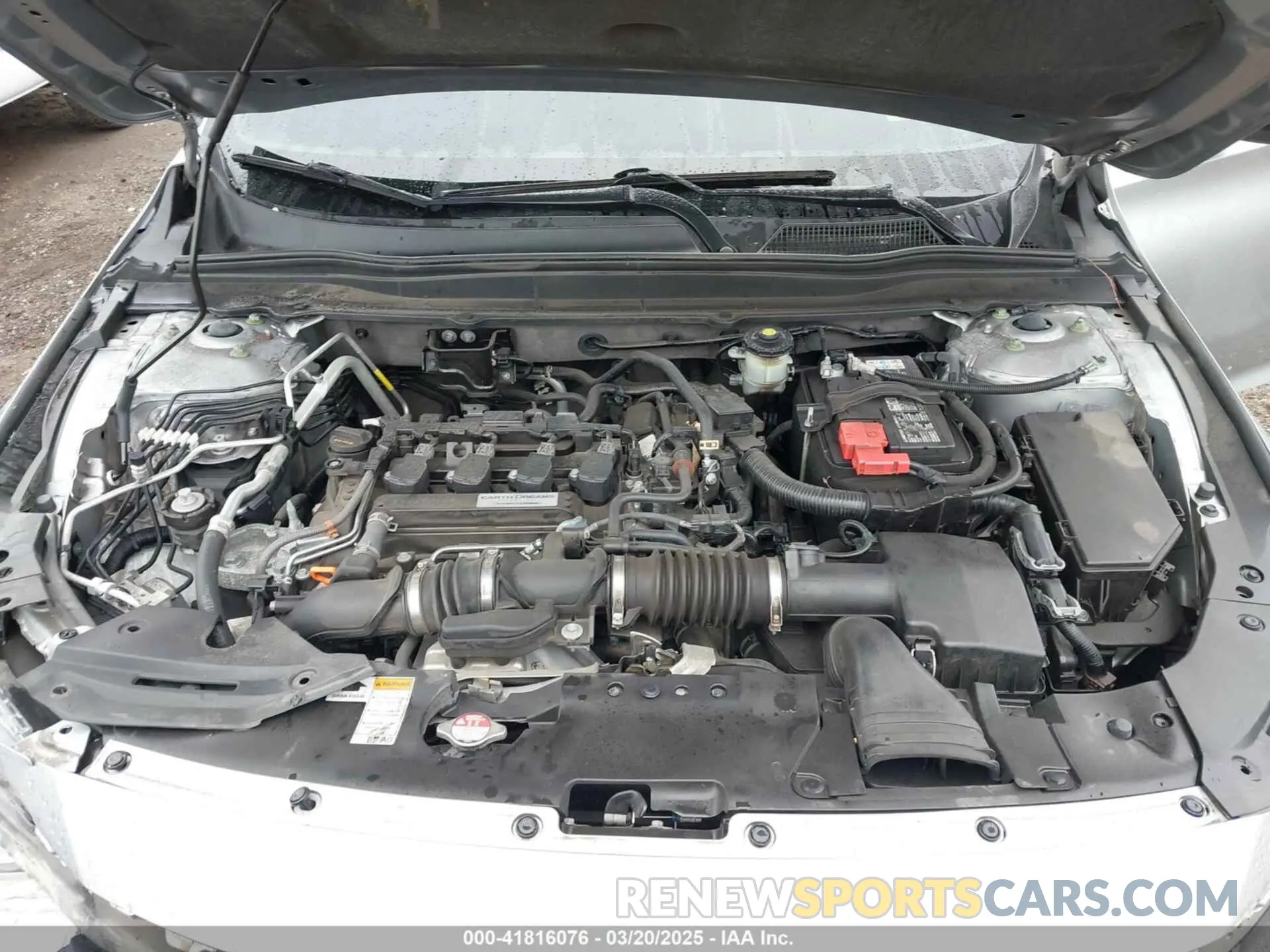 10 Photograph of a damaged car 1HGCV1F18KA150571 HONDA ACCORD 2019