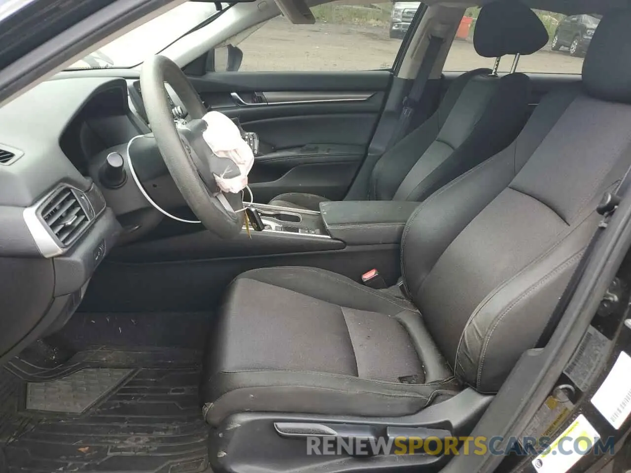 7 Photograph of a damaged car 1HGCV1F18KA163921 HONDA ACCORD 2019