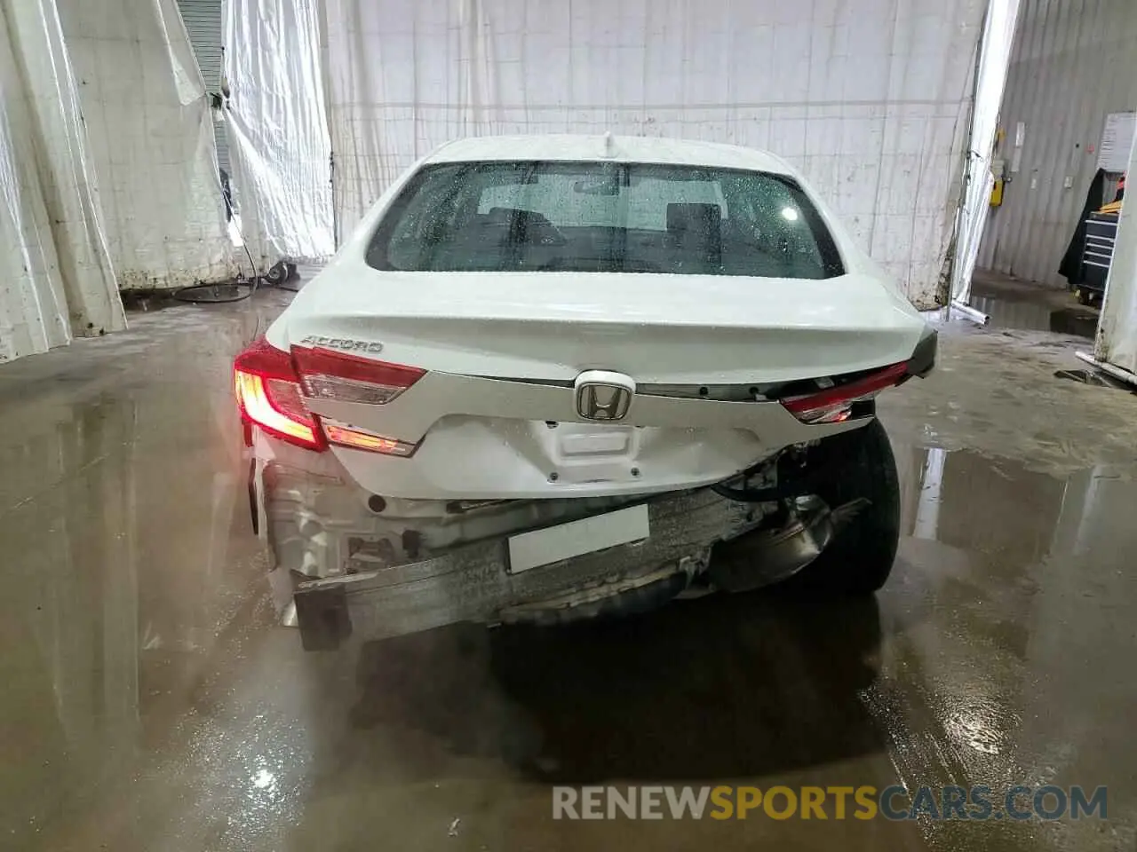 6 Photograph of a damaged car 1HGCV1F19KA010304 HONDA ACCORD 2019
