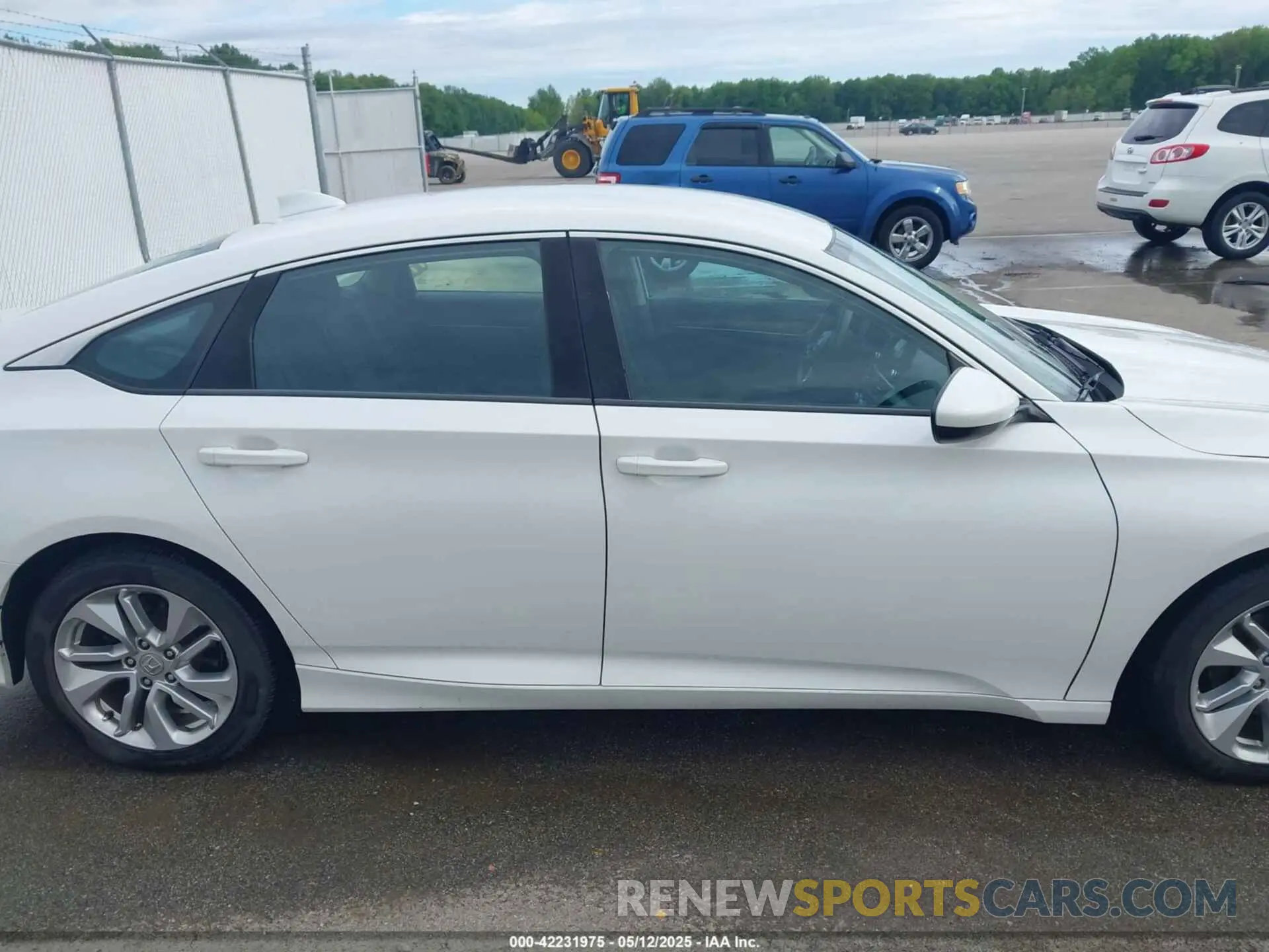 13 Photograph of a damaged car 1HGCV1F19KA081938 HONDA ACCORD 2019