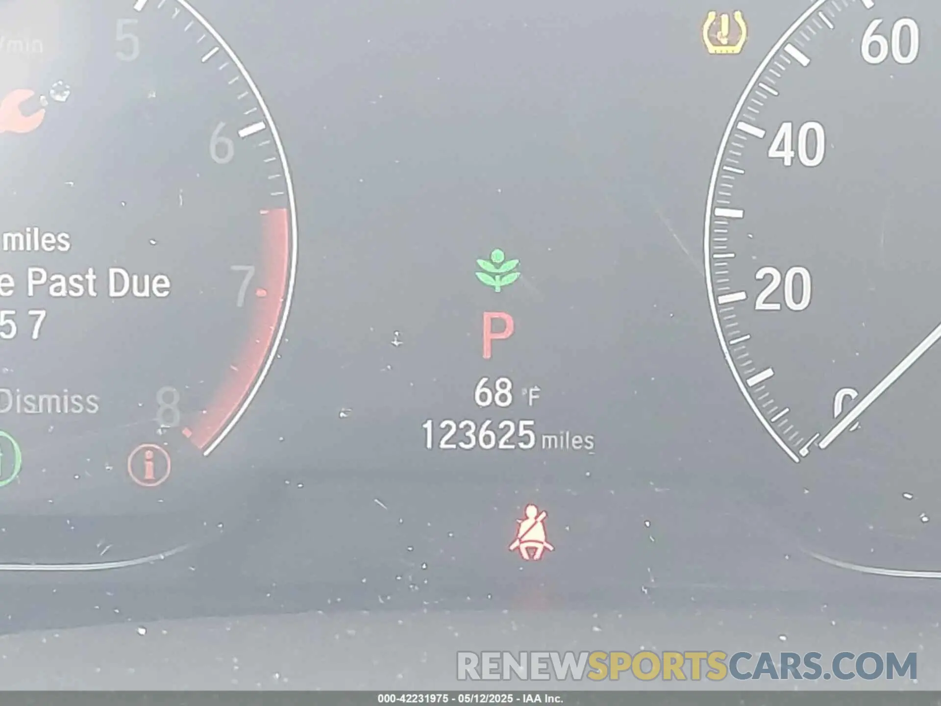 15 Photograph of a damaged car 1HGCV1F19KA081938 HONDA ACCORD 2019
