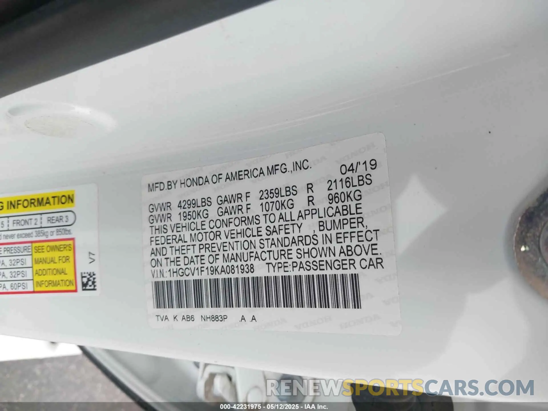 9 Photograph of a damaged car 1HGCV1F19KA081938 HONDA ACCORD 2019