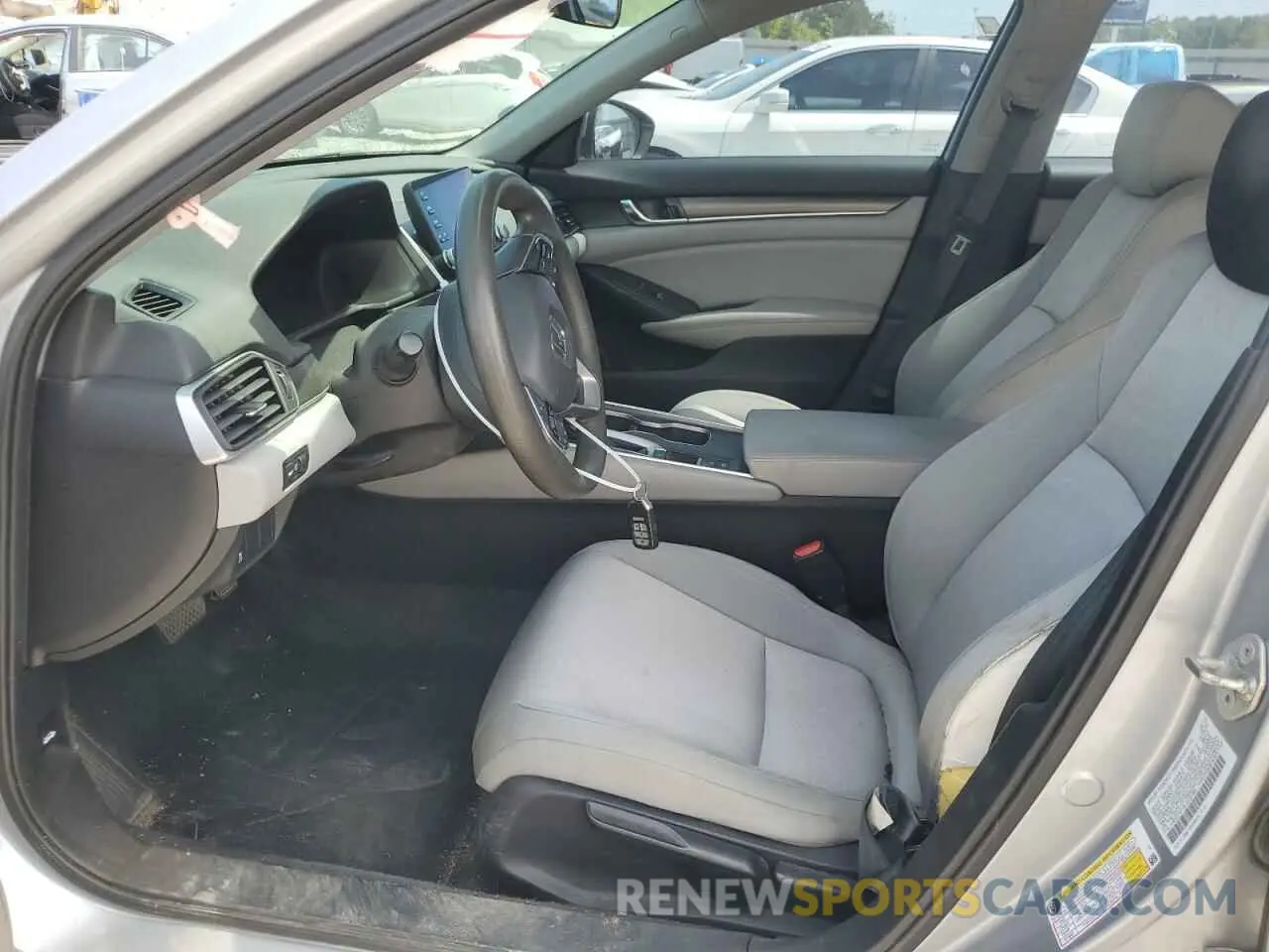 7 Photograph of a damaged car 1HGCV1F19KA100780 HONDA ACCORD 2019