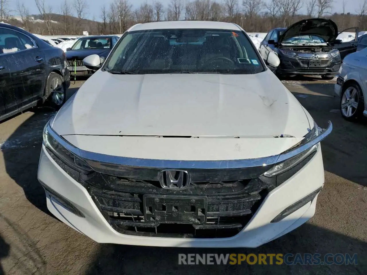 5 Photograph of a damaged car 1HGCV1F19KA102089 HONDA ACCORD 2019