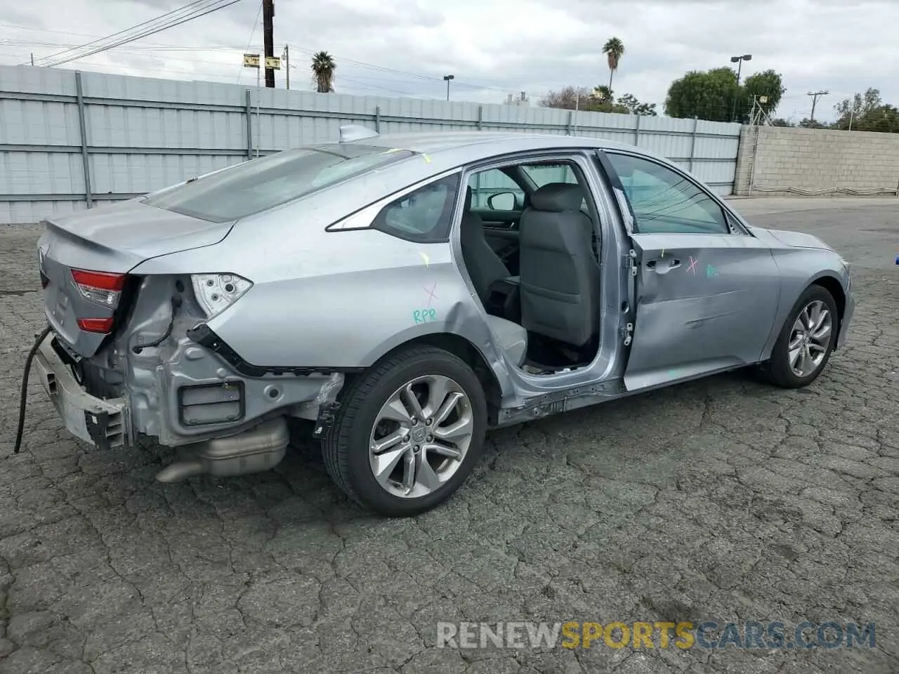 3 Photograph of a damaged car 1HGCV1F19KA113836 HONDA ACCORD 2019
