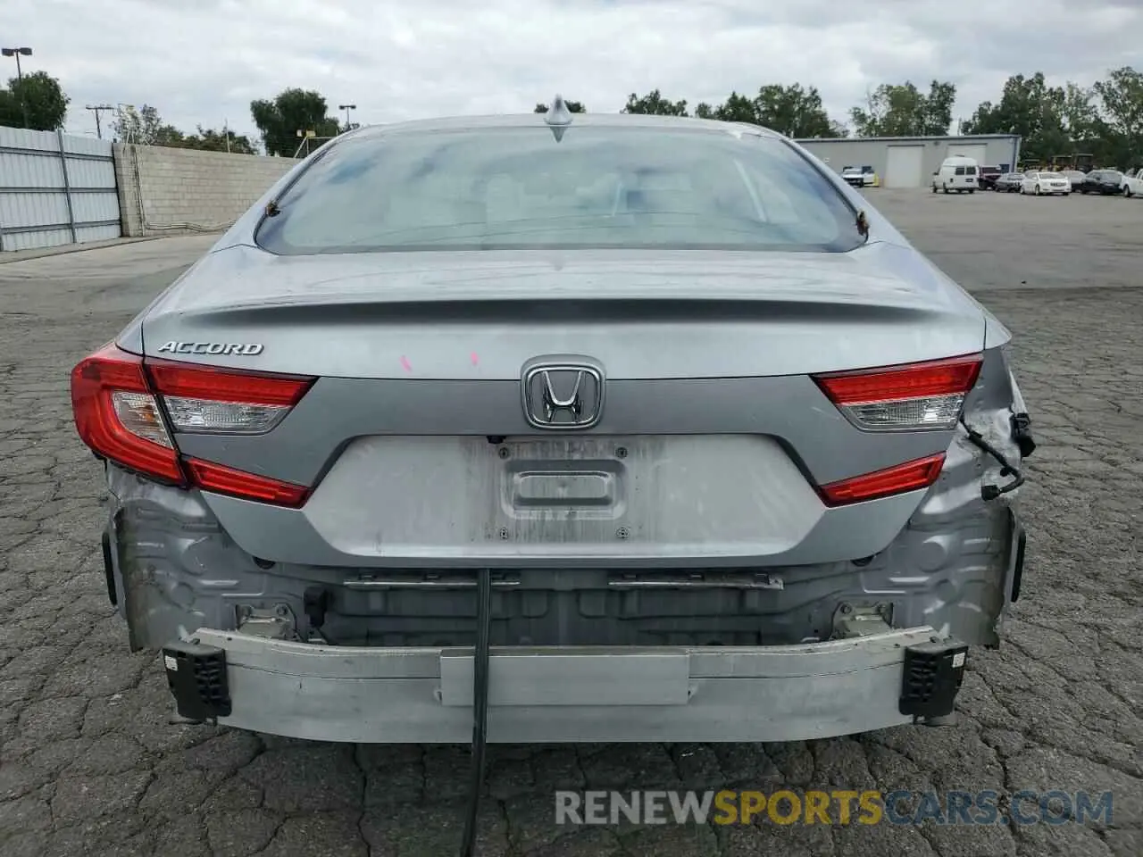 6 Photograph of a damaged car 1HGCV1F19KA113836 HONDA ACCORD 2019