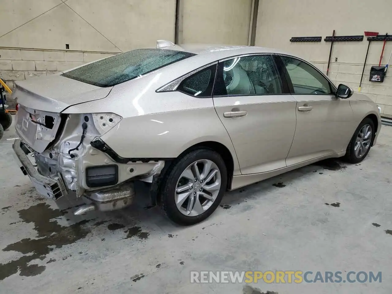 3 Photograph of a damaged car 1HGCV1F19KA114369 HONDA ACCORD 2019