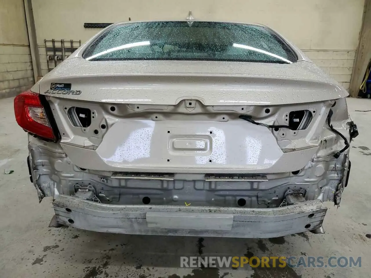 6 Photograph of a damaged car 1HGCV1F19KA114369 HONDA ACCORD 2019