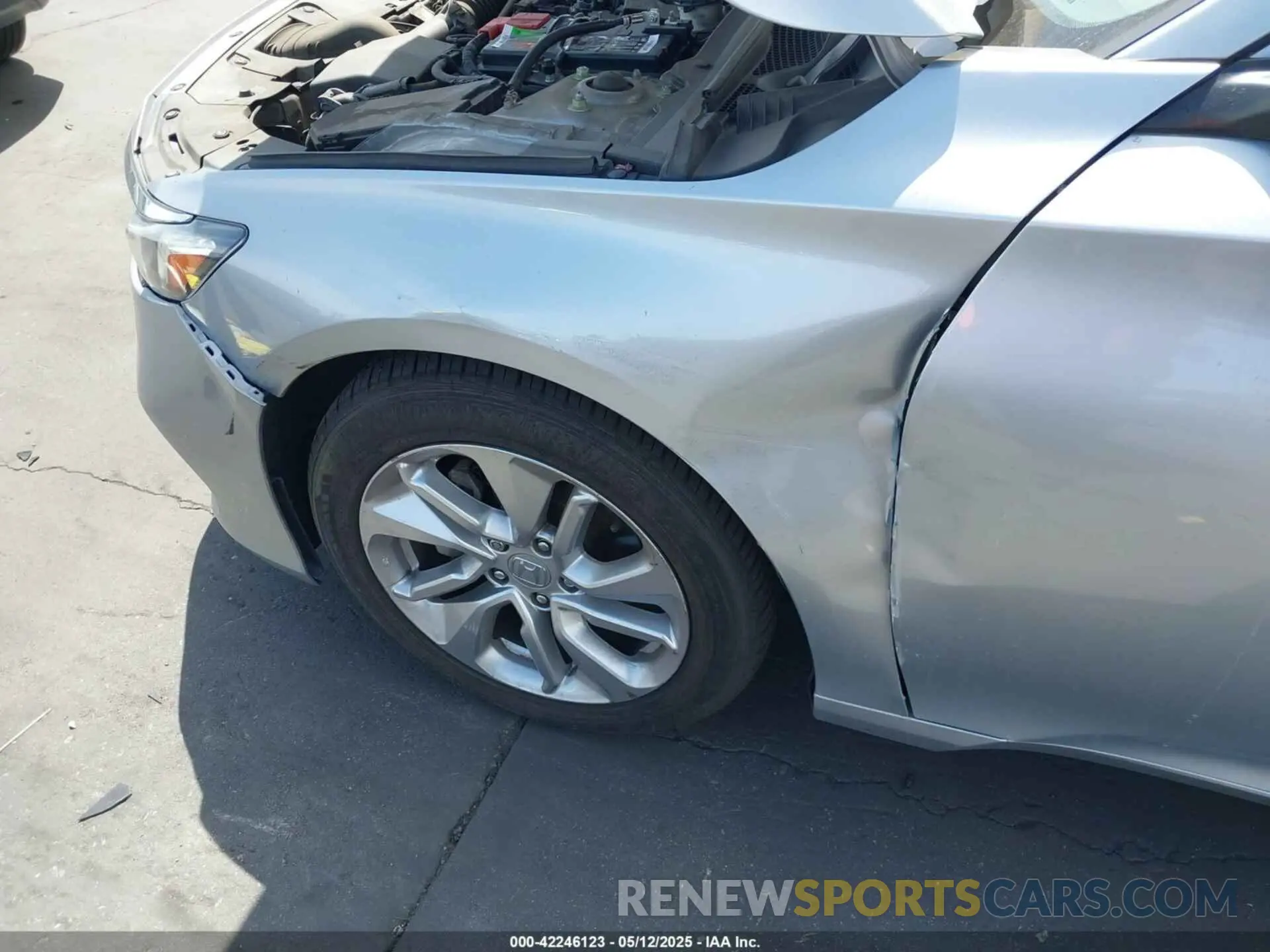19 Photograph of a damaged car 1HGCV1F19KA120169 HONDA ACCORD 2019