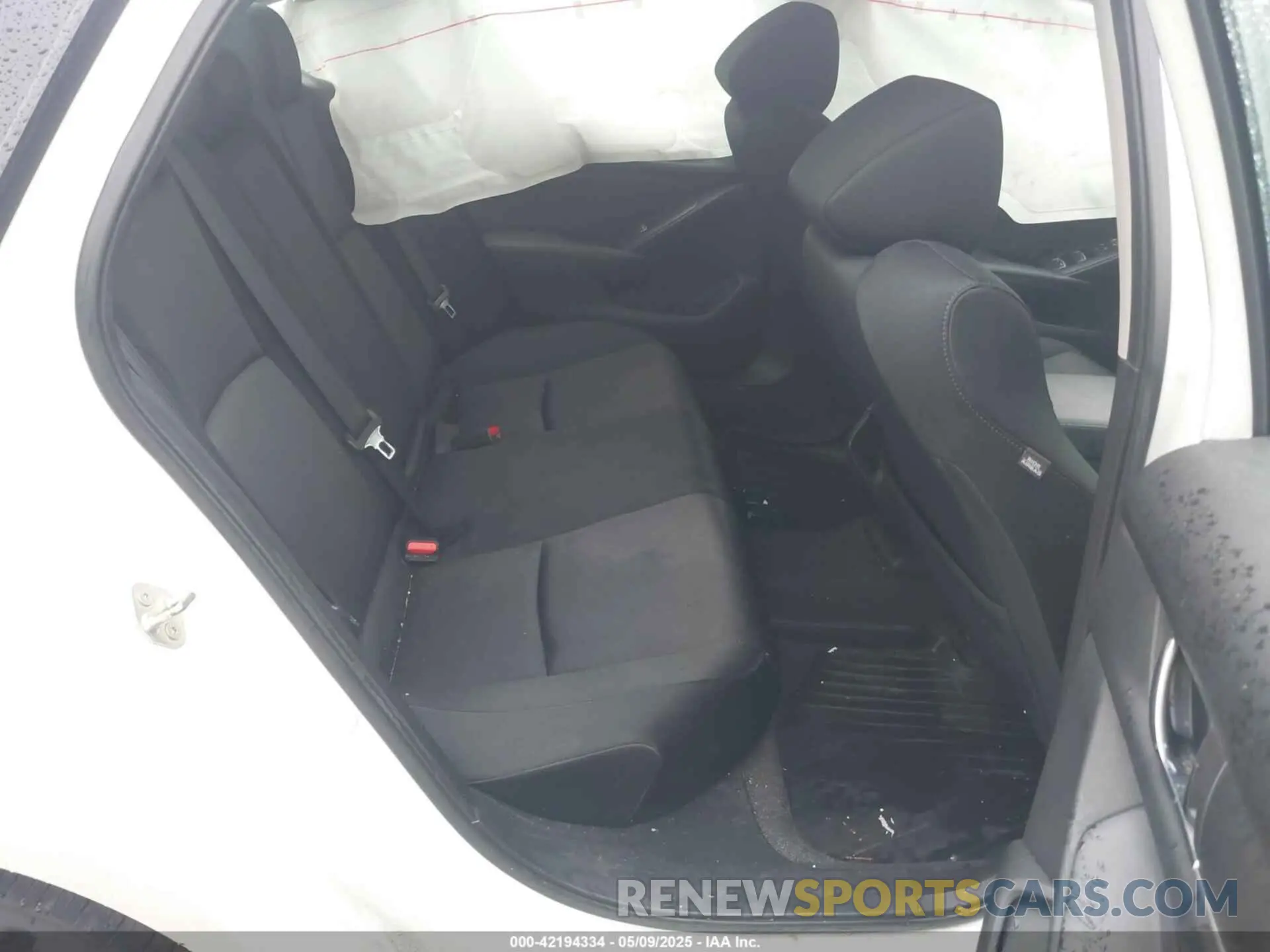 8 Photograph of a damaged car 1HGCV1F19KA128482 HONDA ACCORD 2019