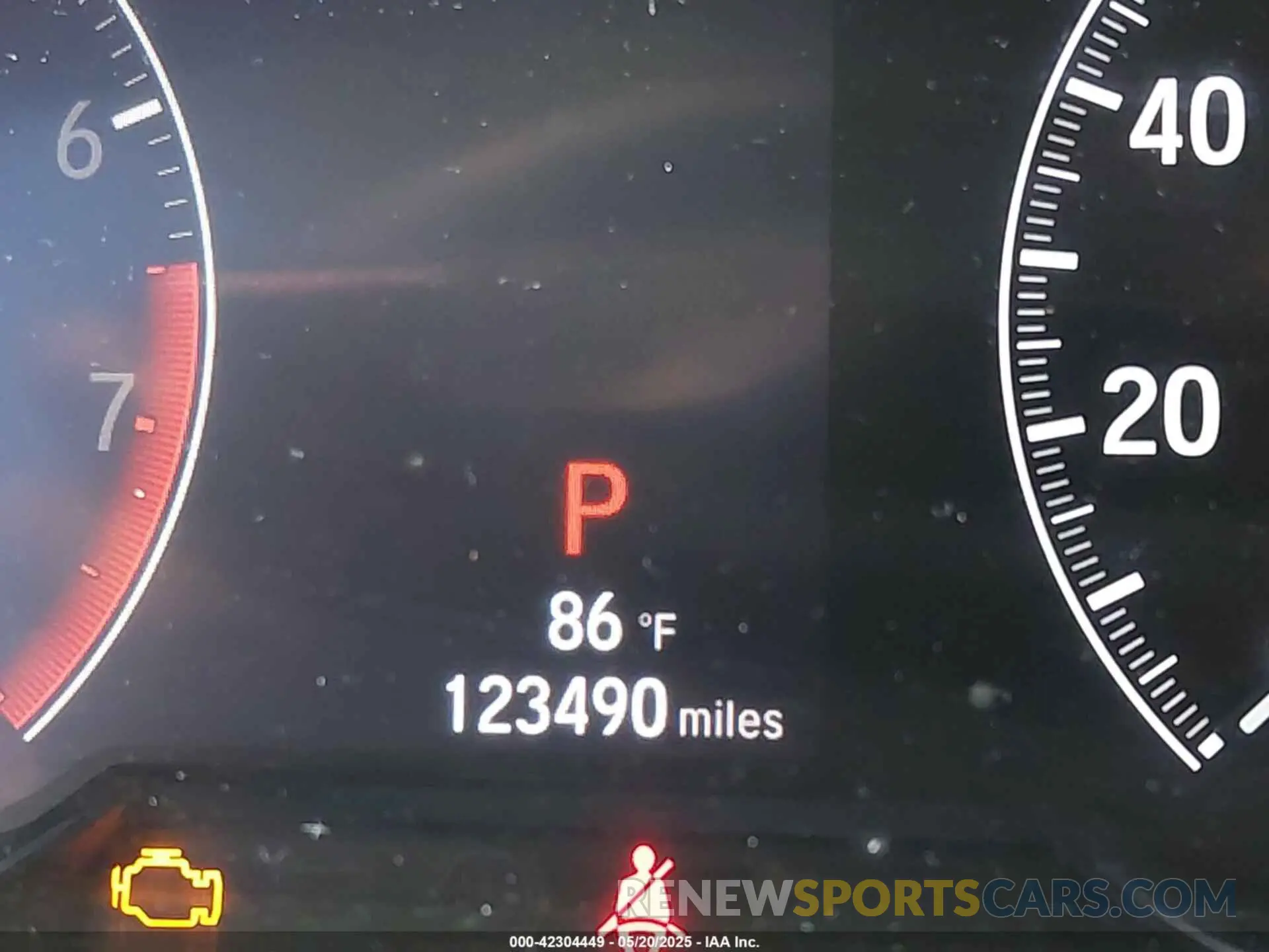 16 Photograph of a damaged car 1HGCV1F19KA142916 HONDA ACCORD 2019