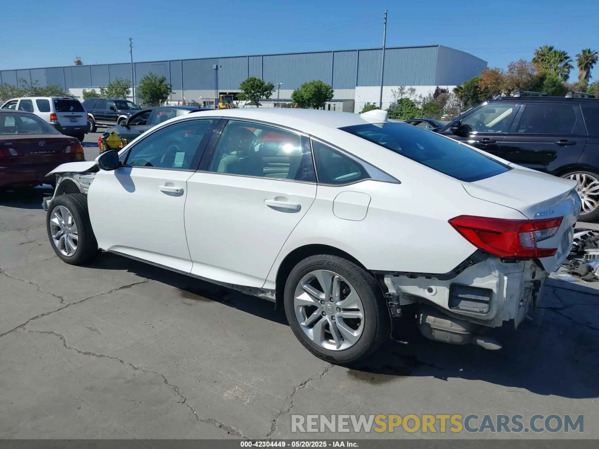 3 Photograph of a damaged car 1HGCV1F19KA142916 HONDA ACCORD 2019