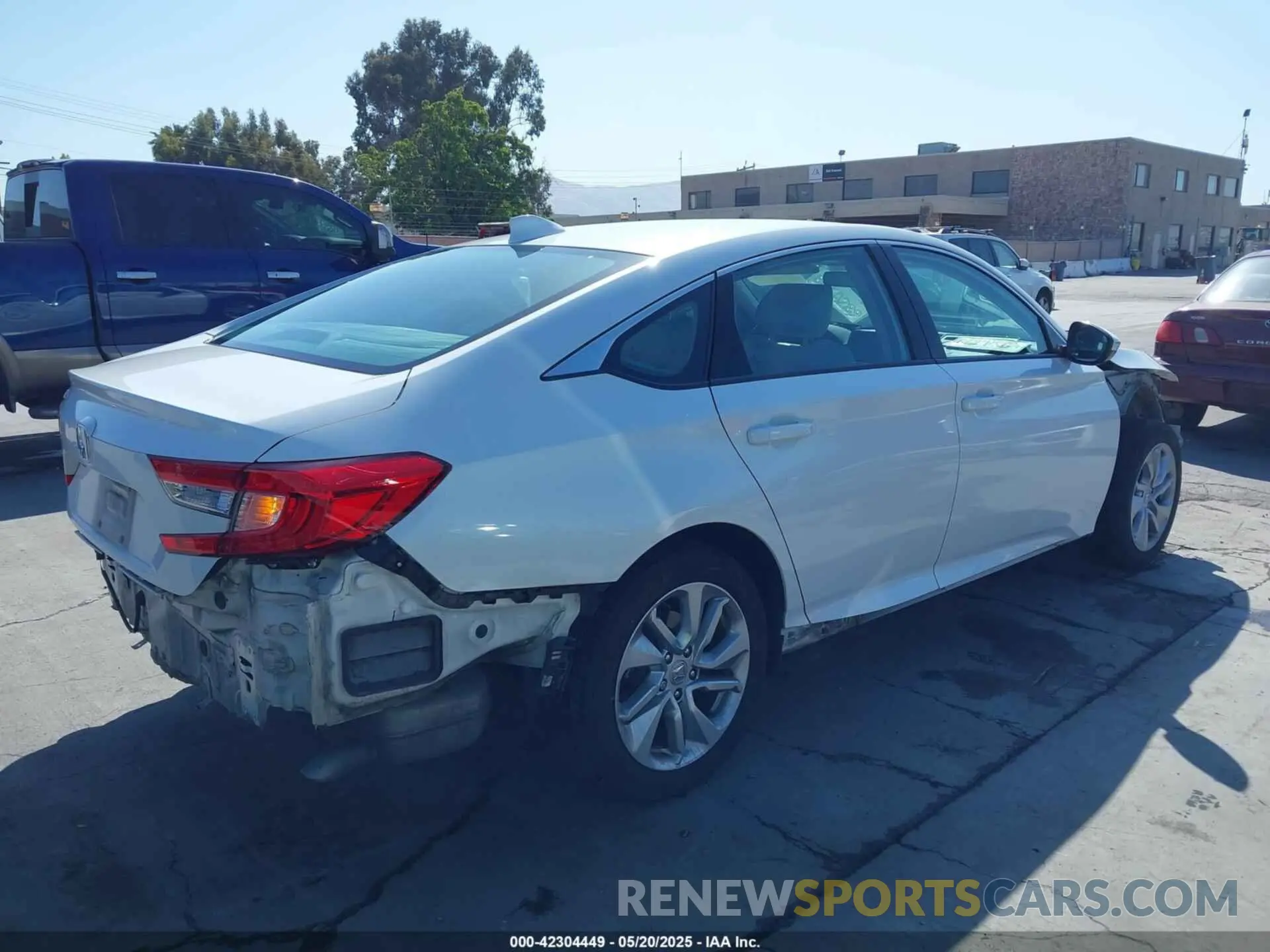 4 Photograph of a damaged car 1HGCV1F19KA142916 HONDA ACCORD 2019