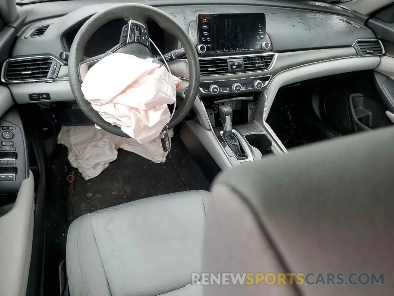 8 Photograph of a damaged car 1HGCV1F19KA144648 HONDA ACCORD 2019