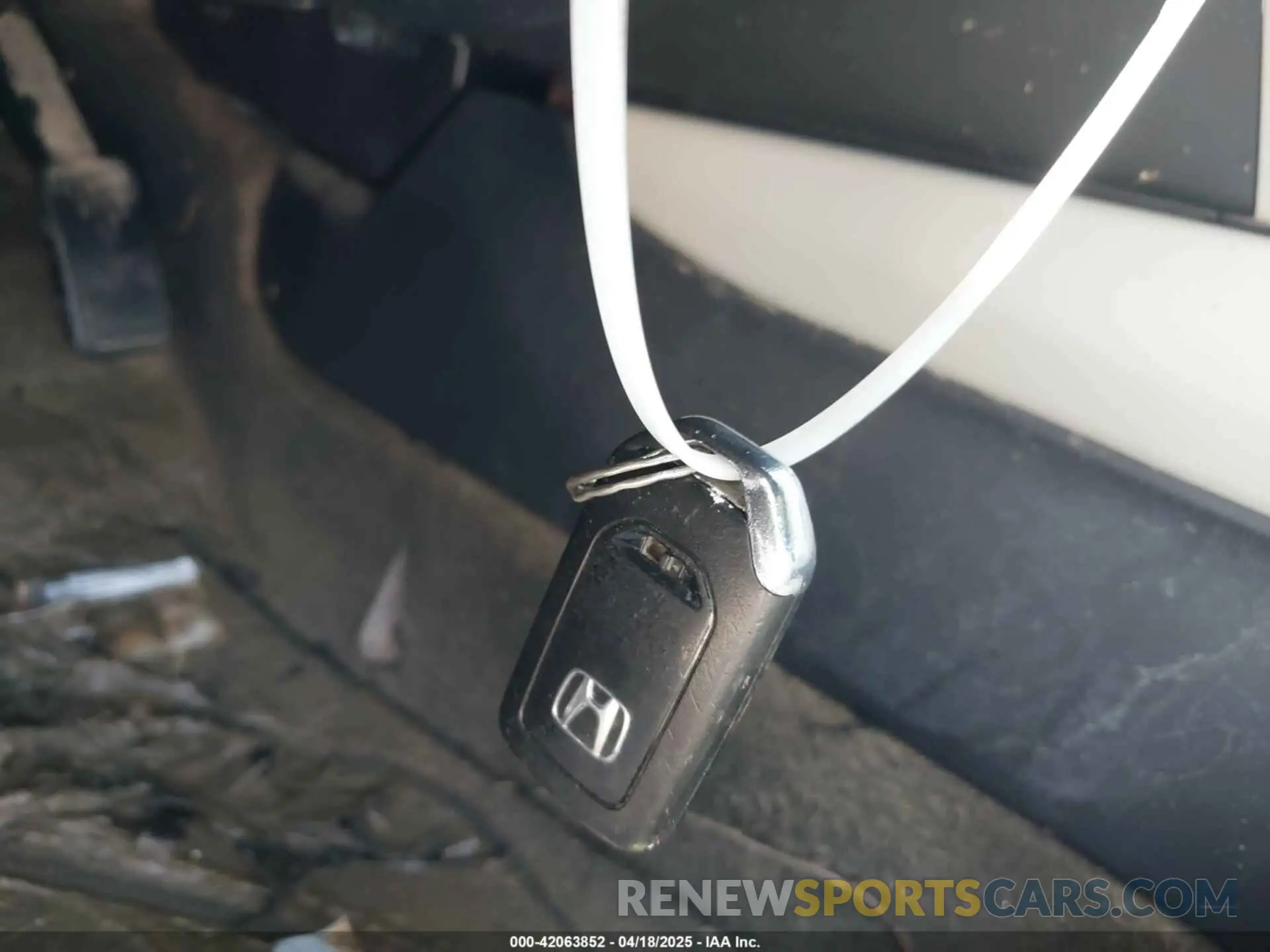 11 Photograph of a damaged car 1HGCV1F1XKA007542 HONDA ACCORD 2019
