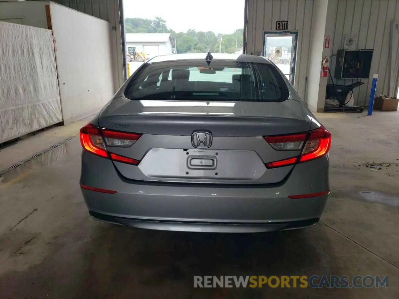 6 Photograph of a damaged car 1HGCV1F1XKA035115 HONDA ACCORD 2019