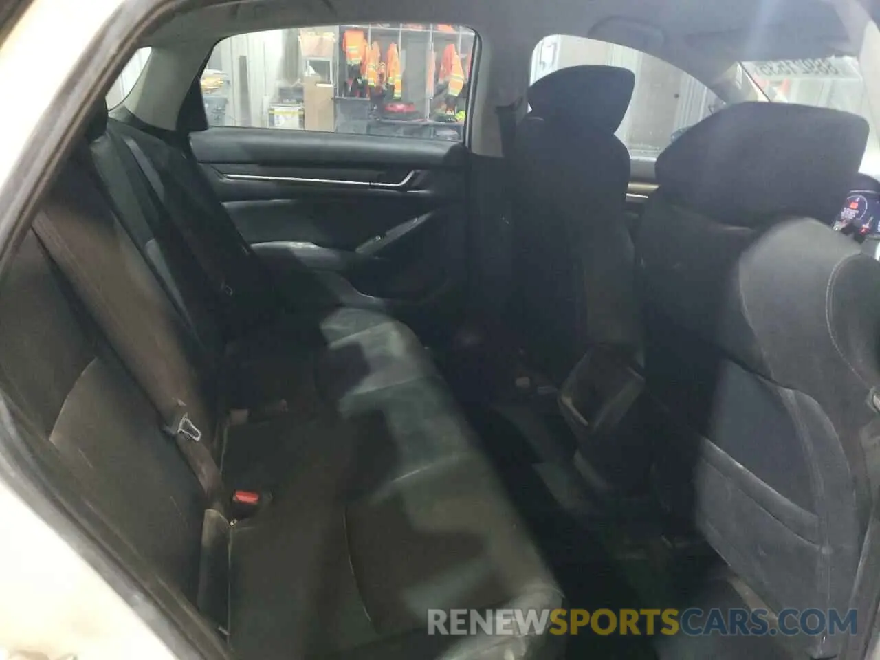 10 Photograph of a damaged car 1HGCV1F1XKA042999 HONDA ACCORD 2019