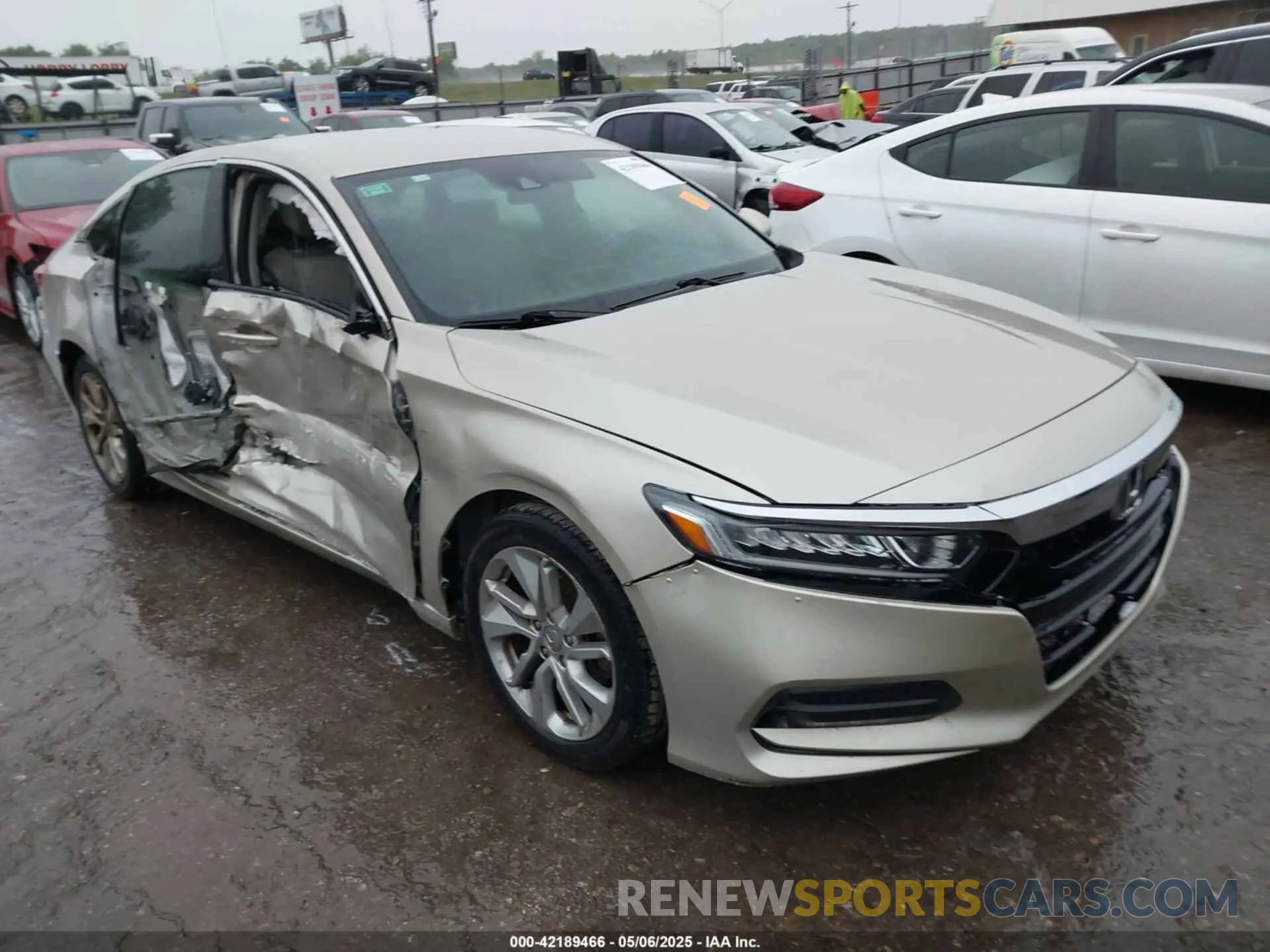 1 Photograph of a damaged car 1HGCV1F1XKA082614 HONDA ACCORD 2019