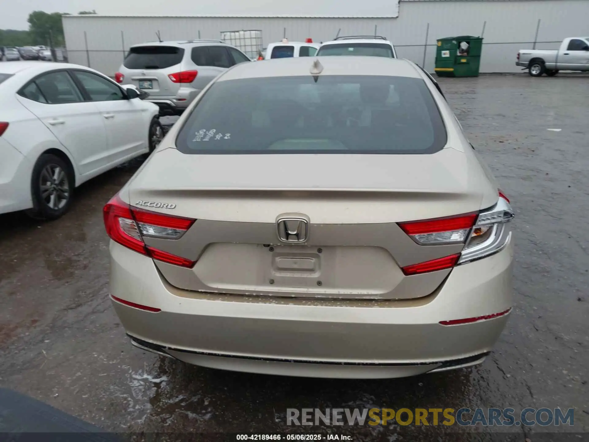 16 Photograph of a damaged car 1HGCV1F1XKA082614 HONDA ACCORD 2019