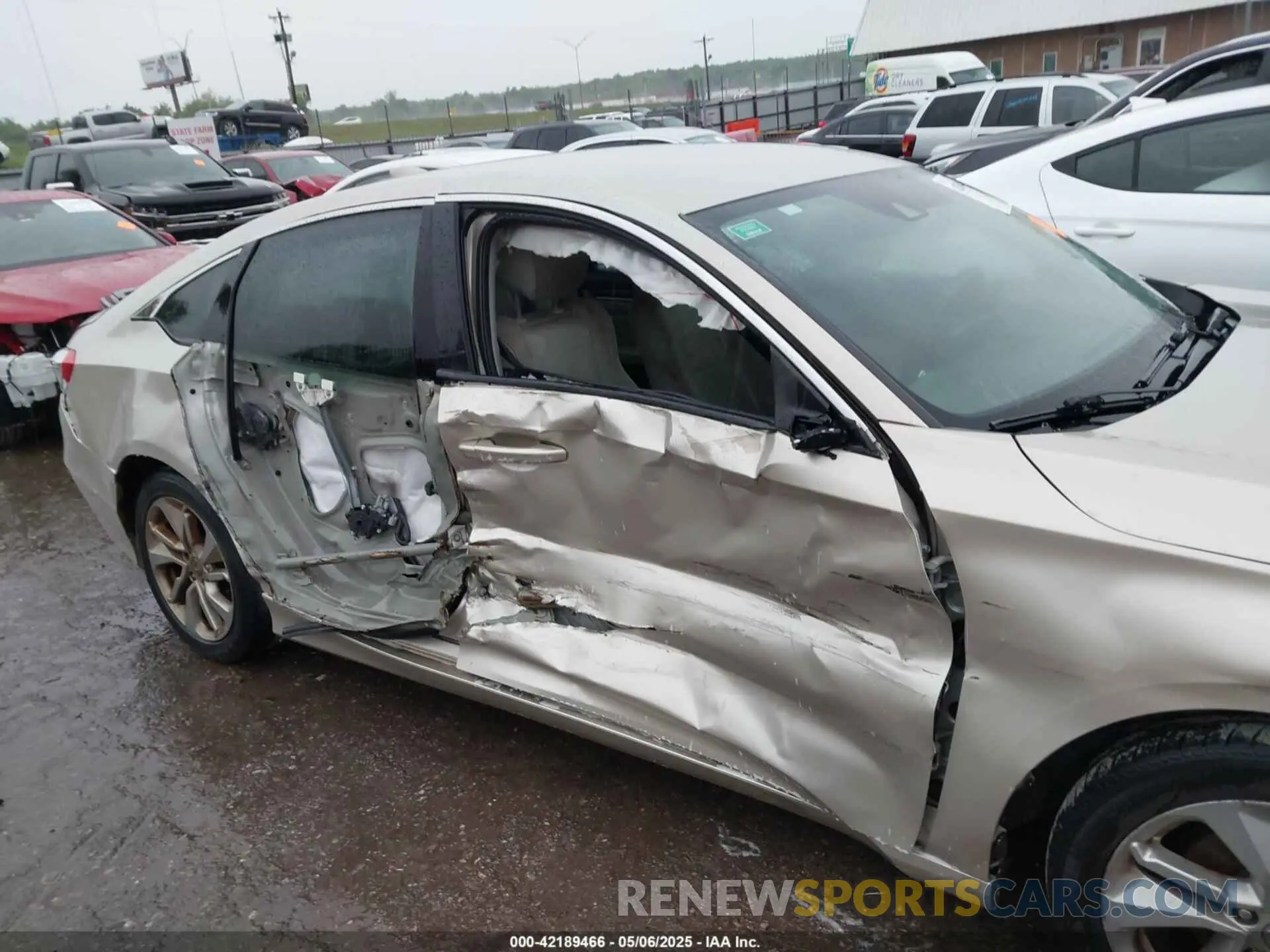 6 Photograph of a damaged car 1HGCV1F1XKA082614 HONDA ACCORD 2019