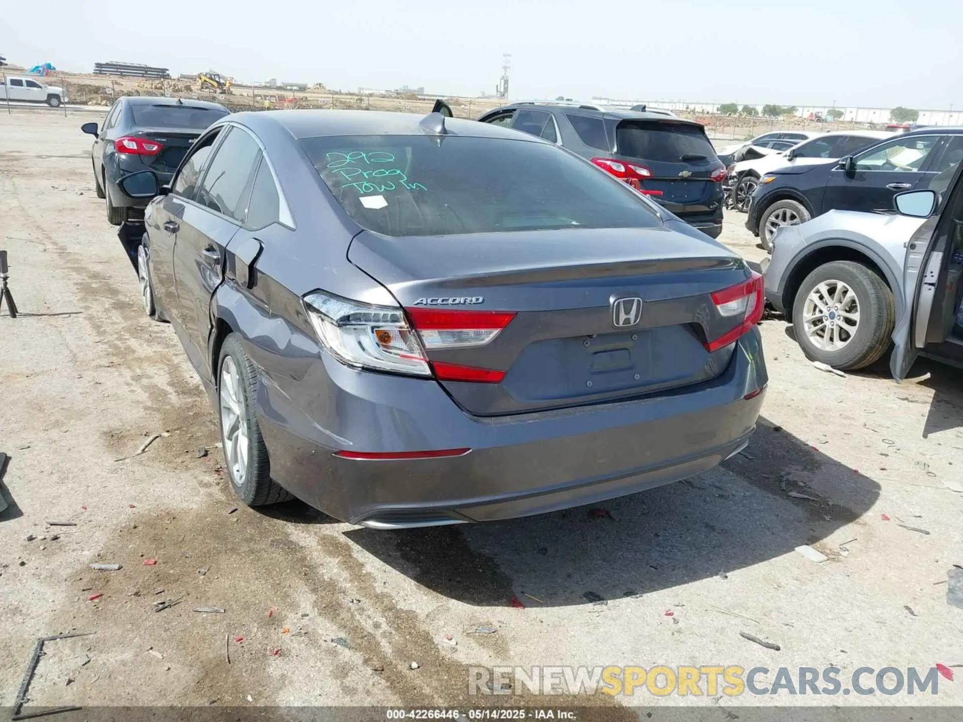 3 Photograph of a damaged car 1HGCV1F1XKA096688 HONDA ACCORD 2019