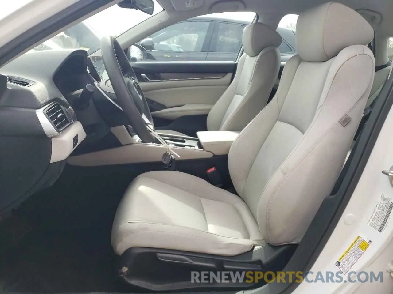7 Photograph of a damaged car 1HGCV1F1XKA164486 HONDA ACCORD 2019