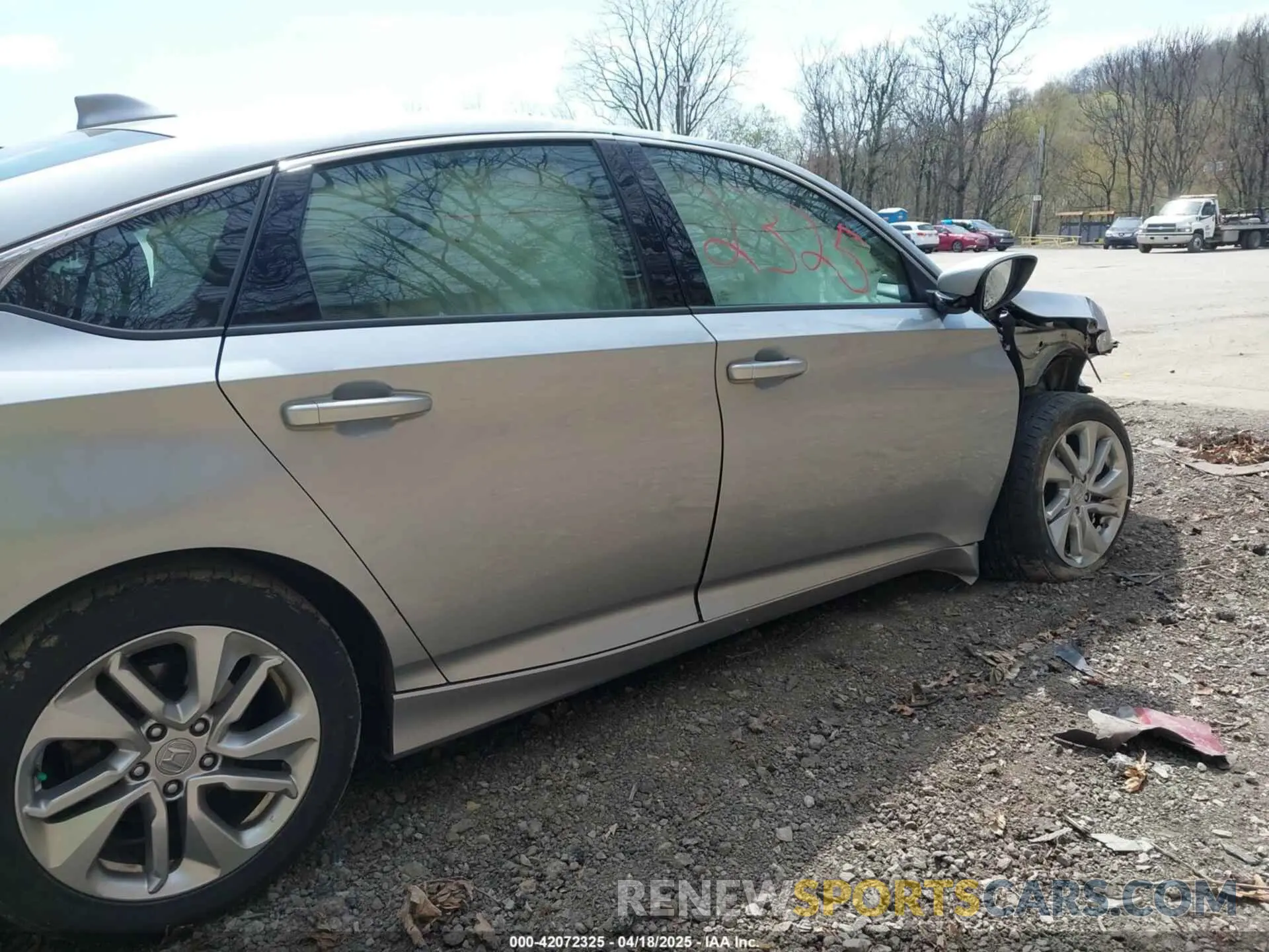 21 Photograph of a damaged car 1HGCV1F1XKA177139 HONDA ACCORD 2019