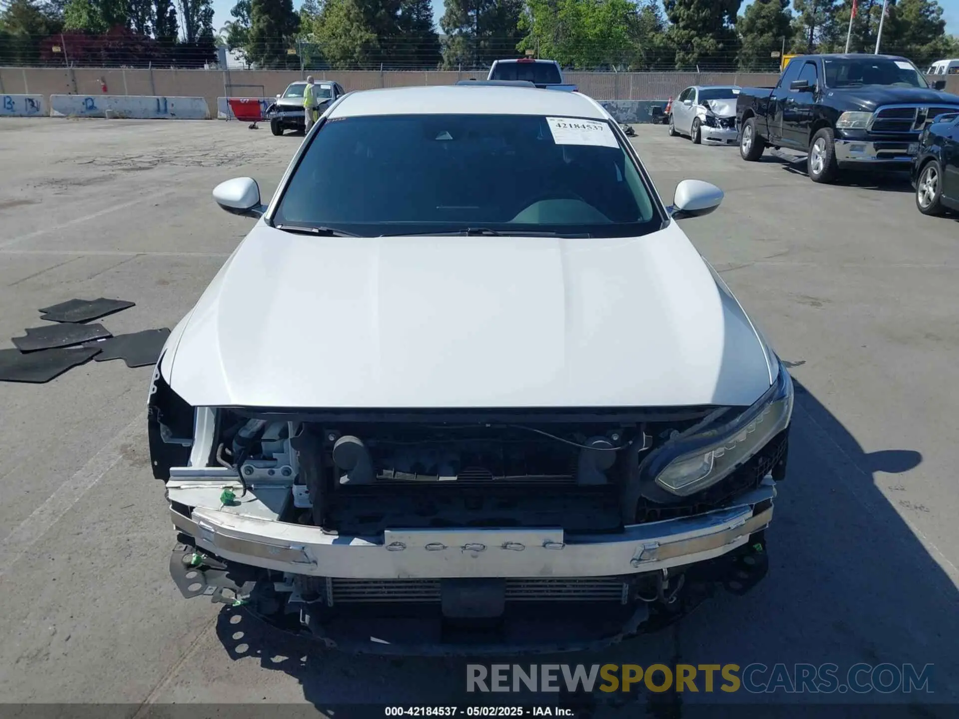 13 Photograph of a damaged car 1HGCV1F30KA031639 HONDA ACCORD 2019