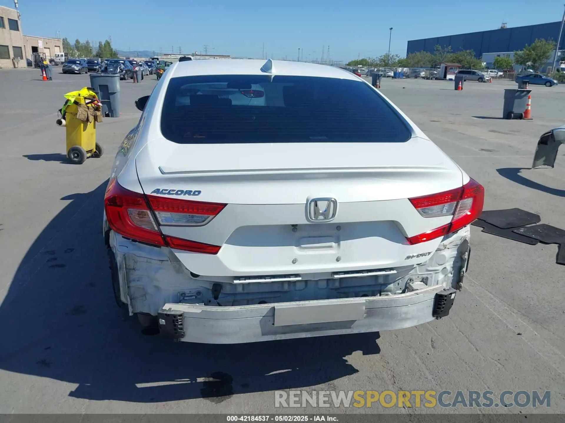 18 Photograph of a damaged car 1HGCV1F30KA031639 HONDA ACCORD 2019