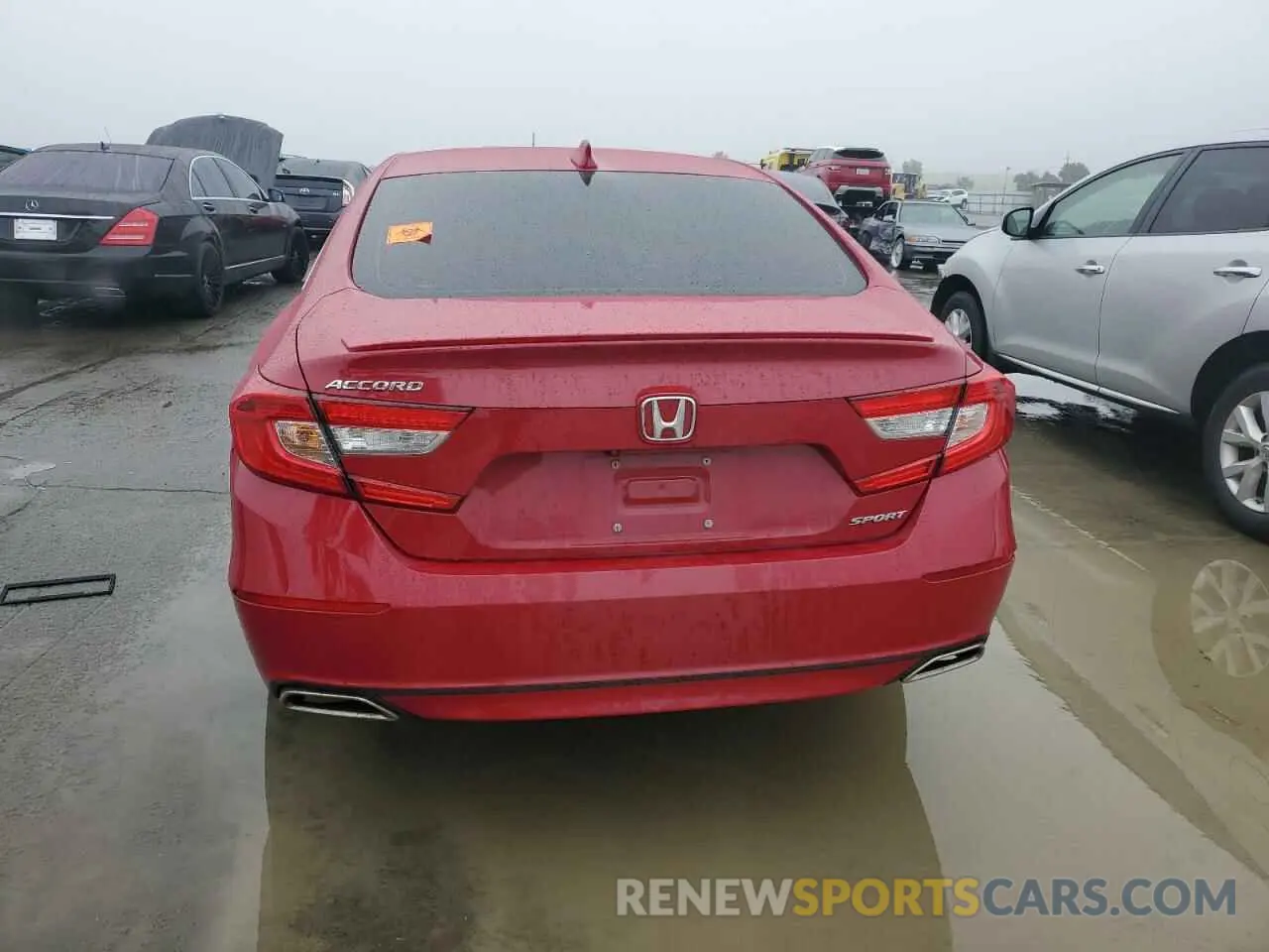 6 Photograph of a damaged car 1HGCV1F30KA073857 HONDA ACCORD 2019