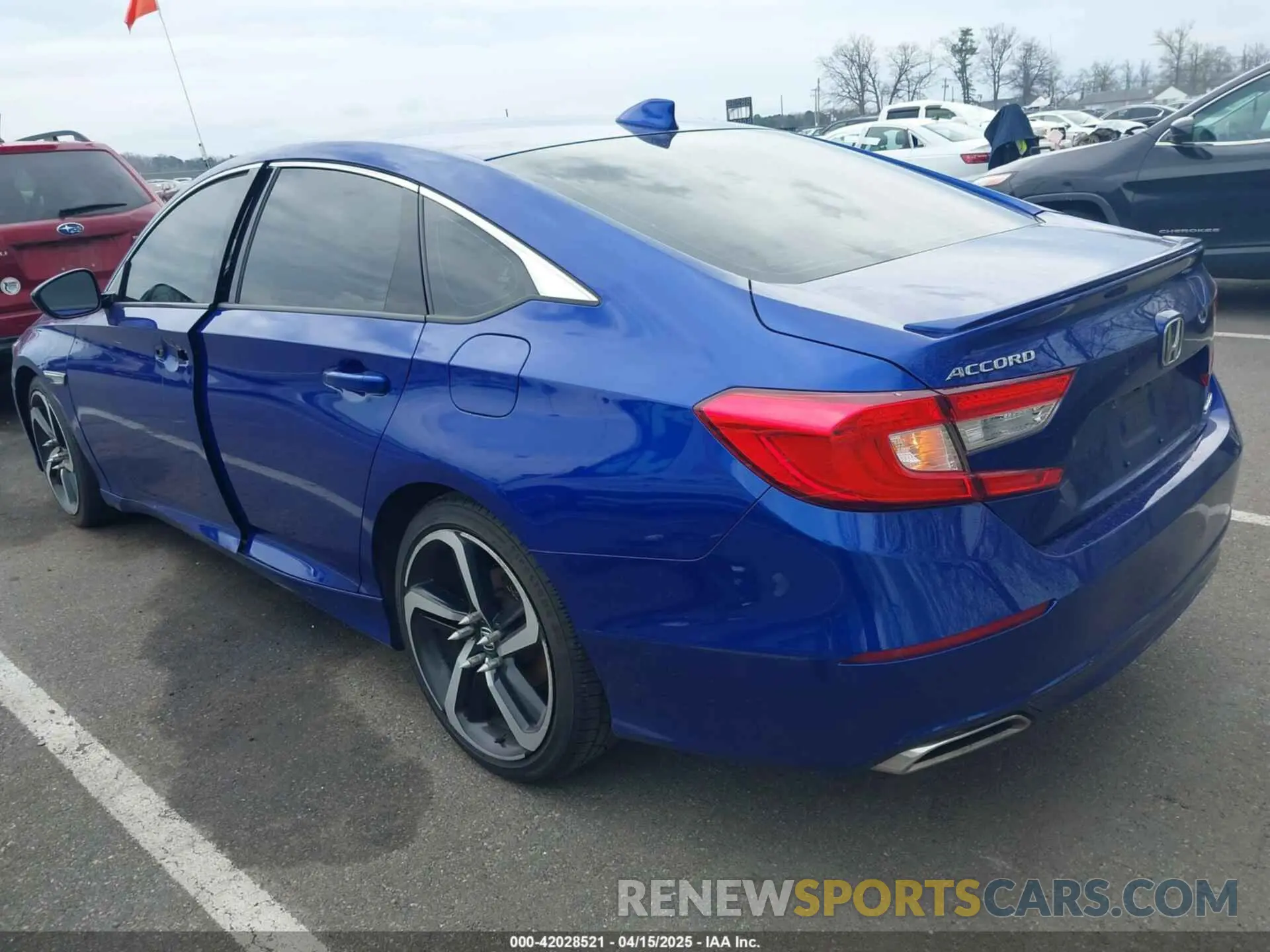 3 Photograph of a damaged car 1HGCV1F30KA083126 HONDA ACCORD 2019