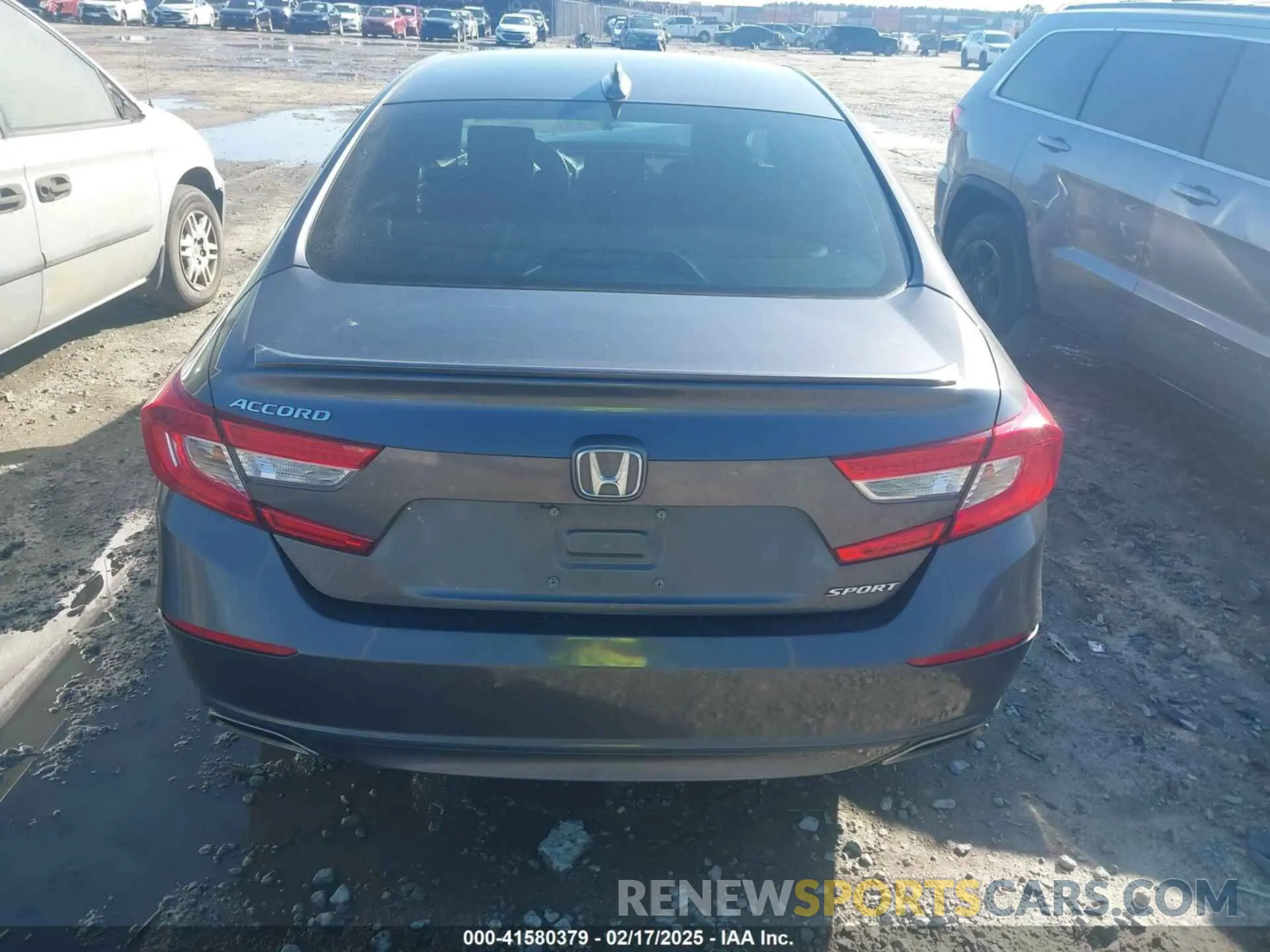 16 Photograph of a damaged car 1HGCV1F30KA086821 HONDA ACCORD 2019