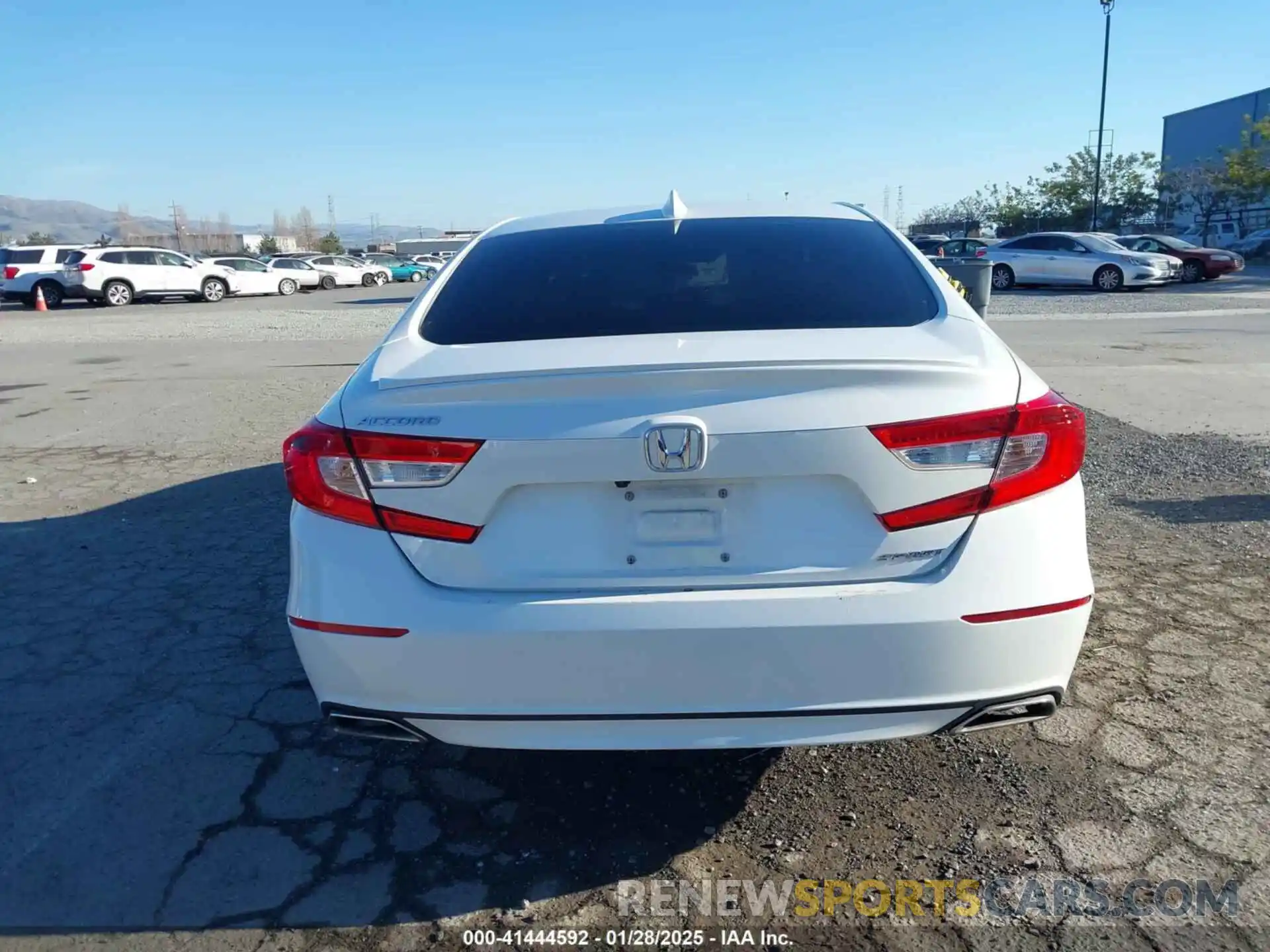 17 Photograph of a damaged car 1HGCV1F30KA095535 HONDA ACCORD 2019