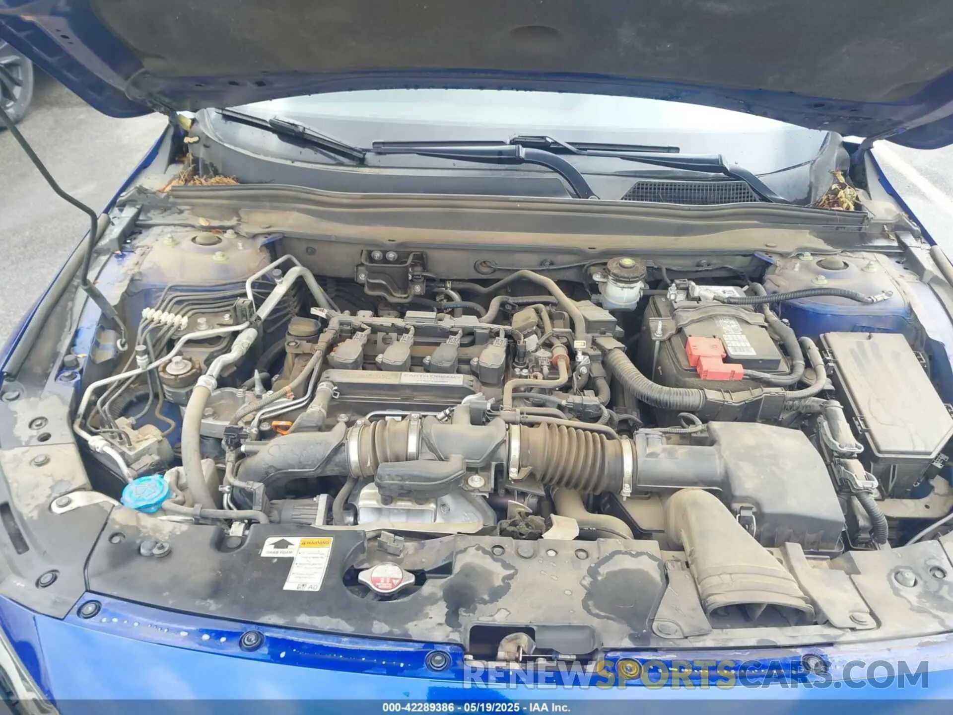 10 Photograph of a damaged car 1HGCV1F30KA112222 HONDA ACCORD 2019