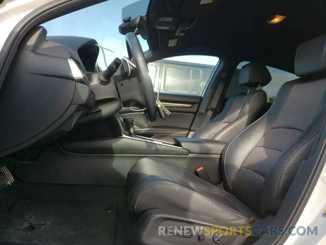 7 Photograph of a damaged car 1HGCV1F30KA134074 HONDA ACCORD 2019