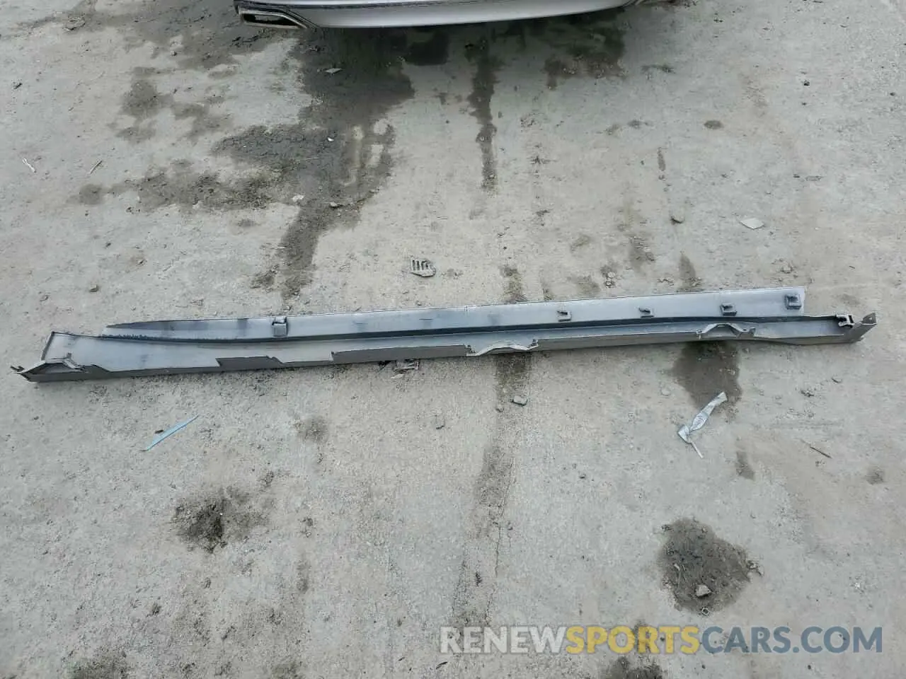 14 Photograph of a damaged car 1HGCV1F30KA142143 HONDA ACCORD 2019
