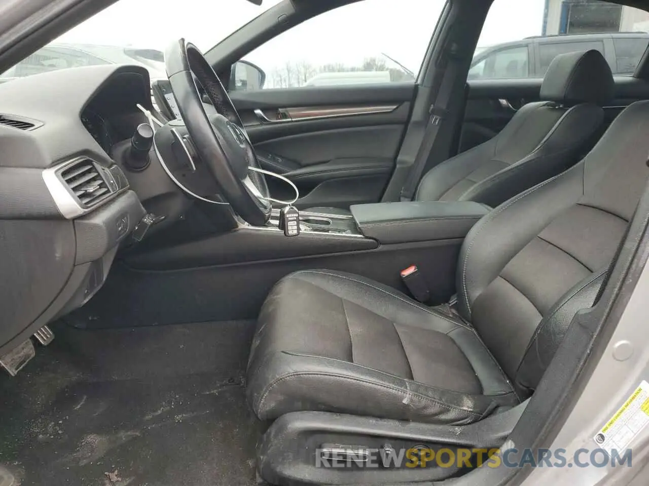 7 Photograph of a damaged car 1HGCV1F30KA142143 HONDA ACCORD 2019