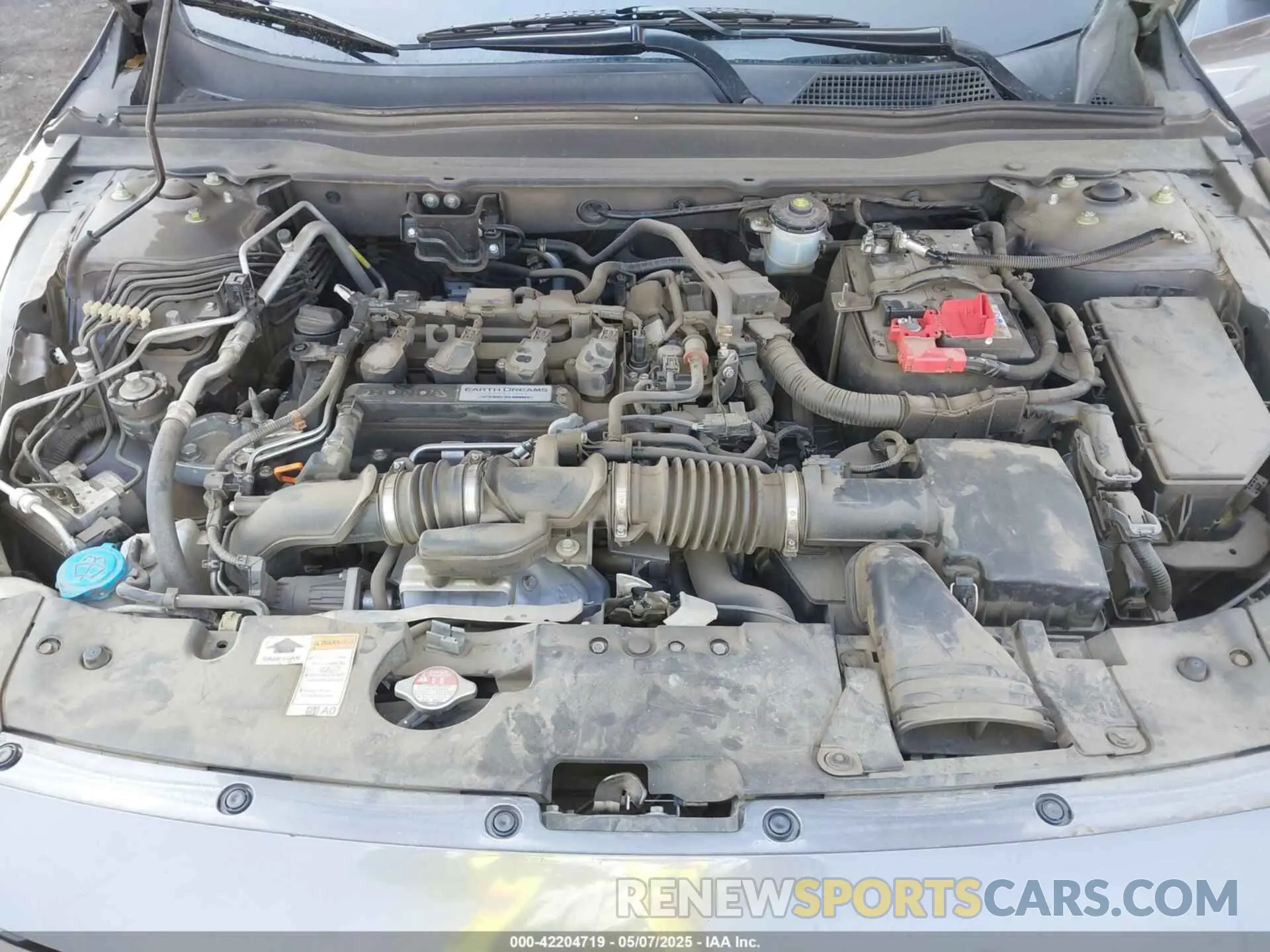 10 Photograph of a damaged car 1HGCV1F30KA154969 HONDA ACCORD 2019
