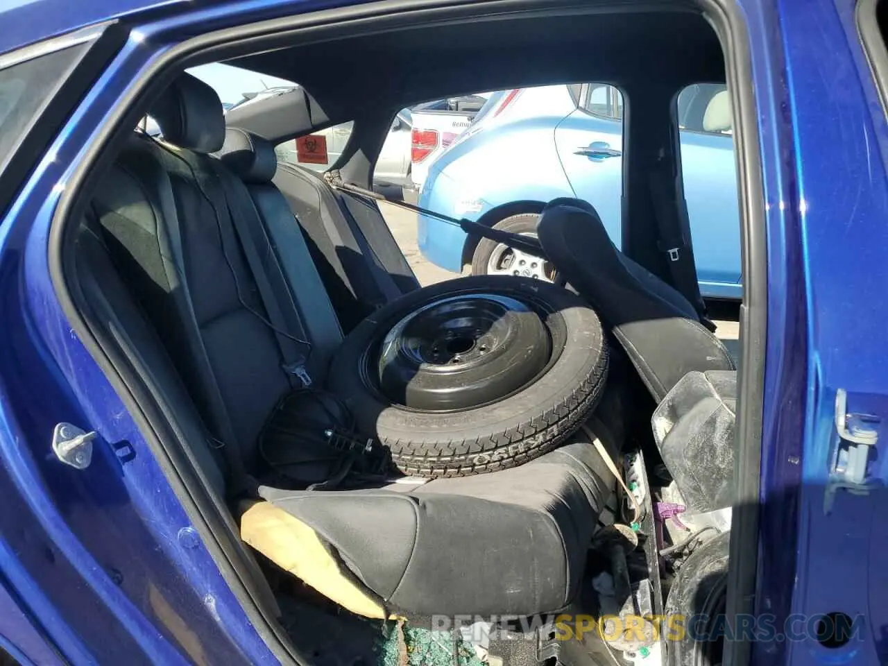 10 Photograph of a damaged car 1HGCV1F30KA160383 HONDA ACCORD 2019