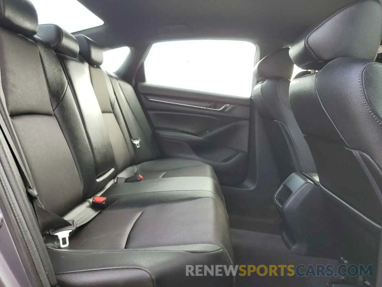 10 Photograph of a damaged car 1HGCV1F30KA174459 HONDA ACCORD 2019